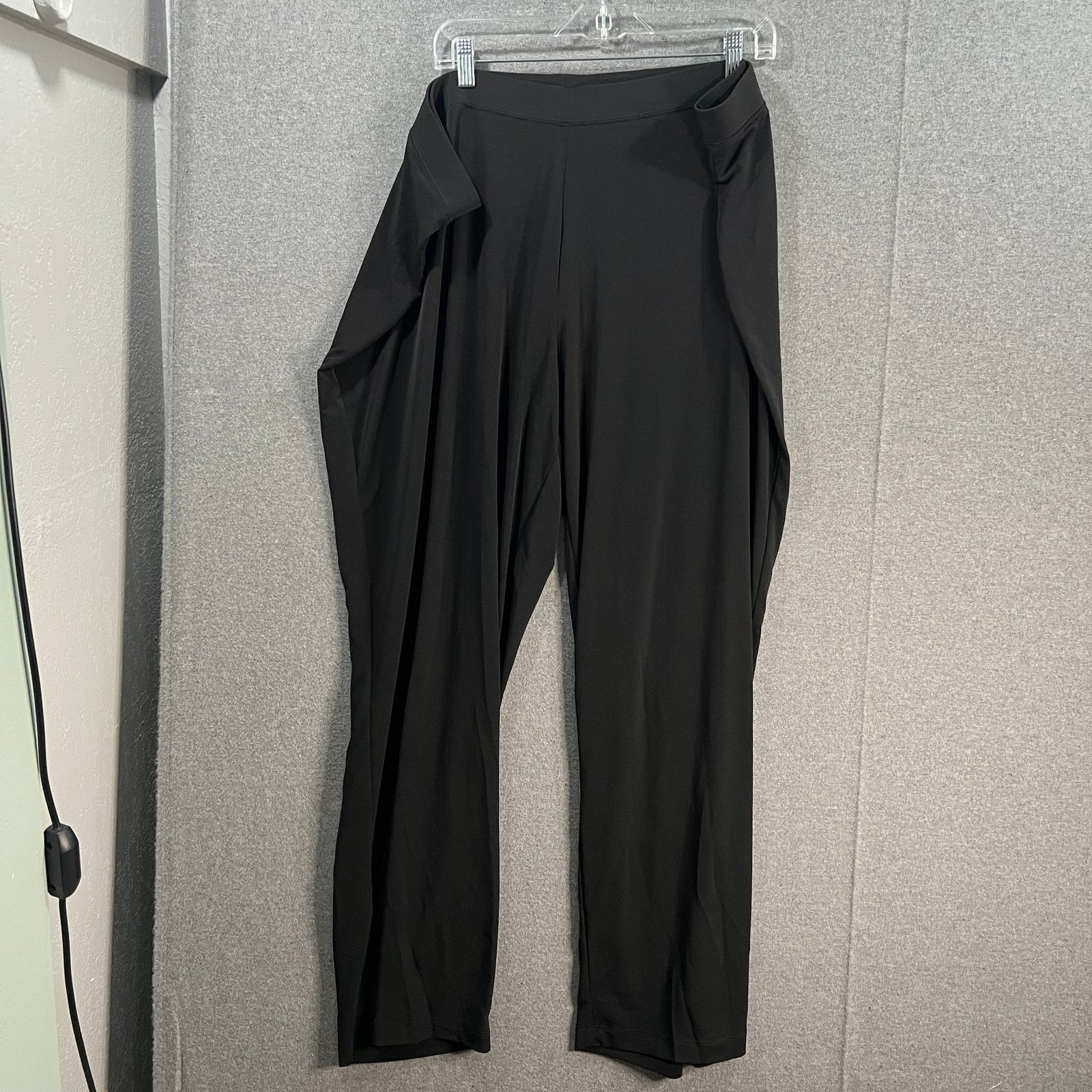 Other Susan Graver Essentials Liquid Knit Straight Lee Pants Size 38" / US 16 / IT 52 - 1 Thumbnail