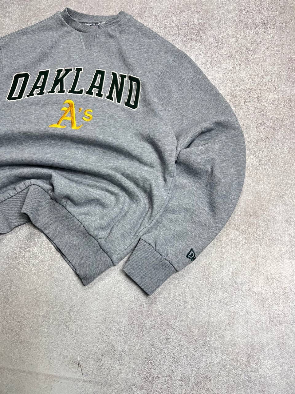 Vintage ⚡️QUICK SALE⚡️VINTAGE NEW ERA OAKLAND A's BOXY SWEATSHIRT Size US M / EU 48-50 / 2 - 2 Thumbnail
