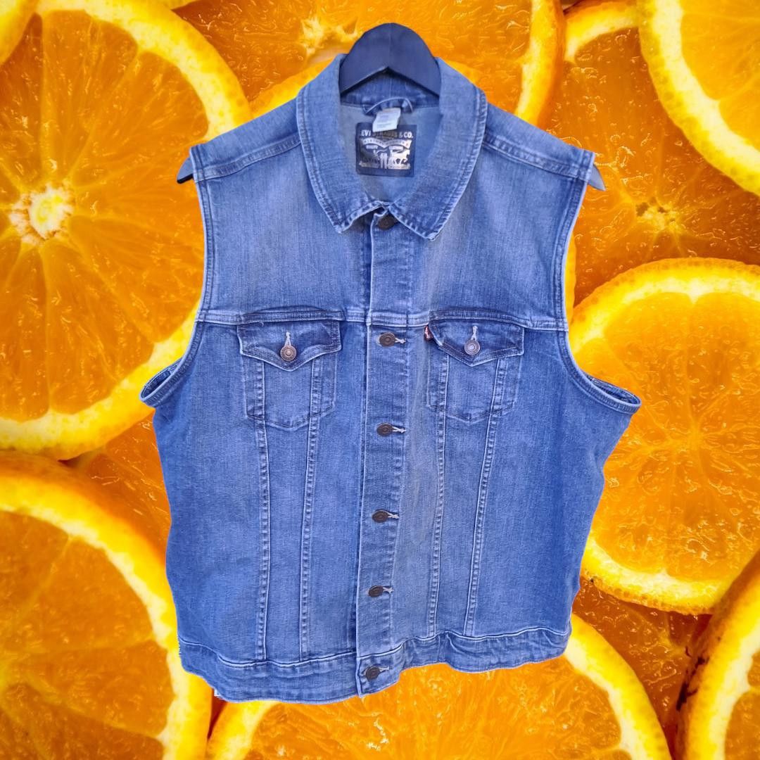 Levi's Levi Strauss Silver Tag Button Up Denim Vest Size US L / EU 52-54 / 3 - 2 Thumbnail
