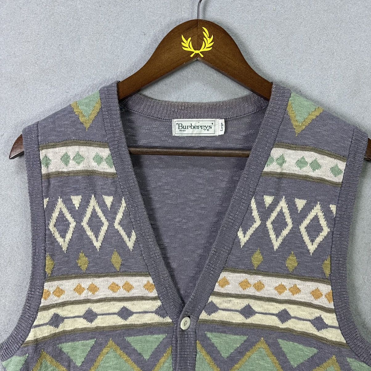 Burberry Vintage Burberrys Knit Vest Fair Isle Pattern Wool Vest Size US L / EU 52-54 / 3 - 3 Thumbnail