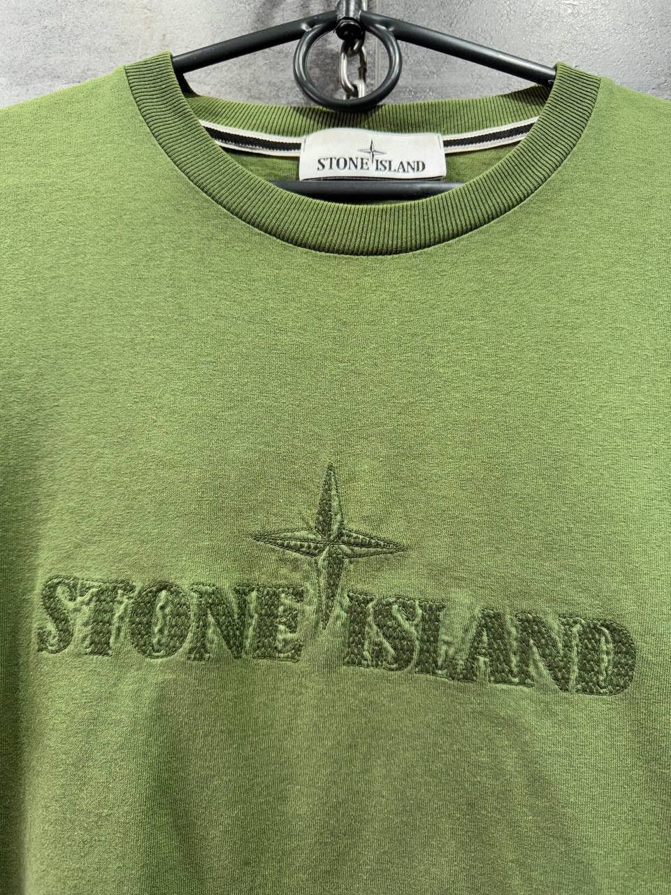 Stone Island Stone Island Men’s Big Logo T-Shirt Size US S / EU 44-46 / 1 - 2 Thumbnail
