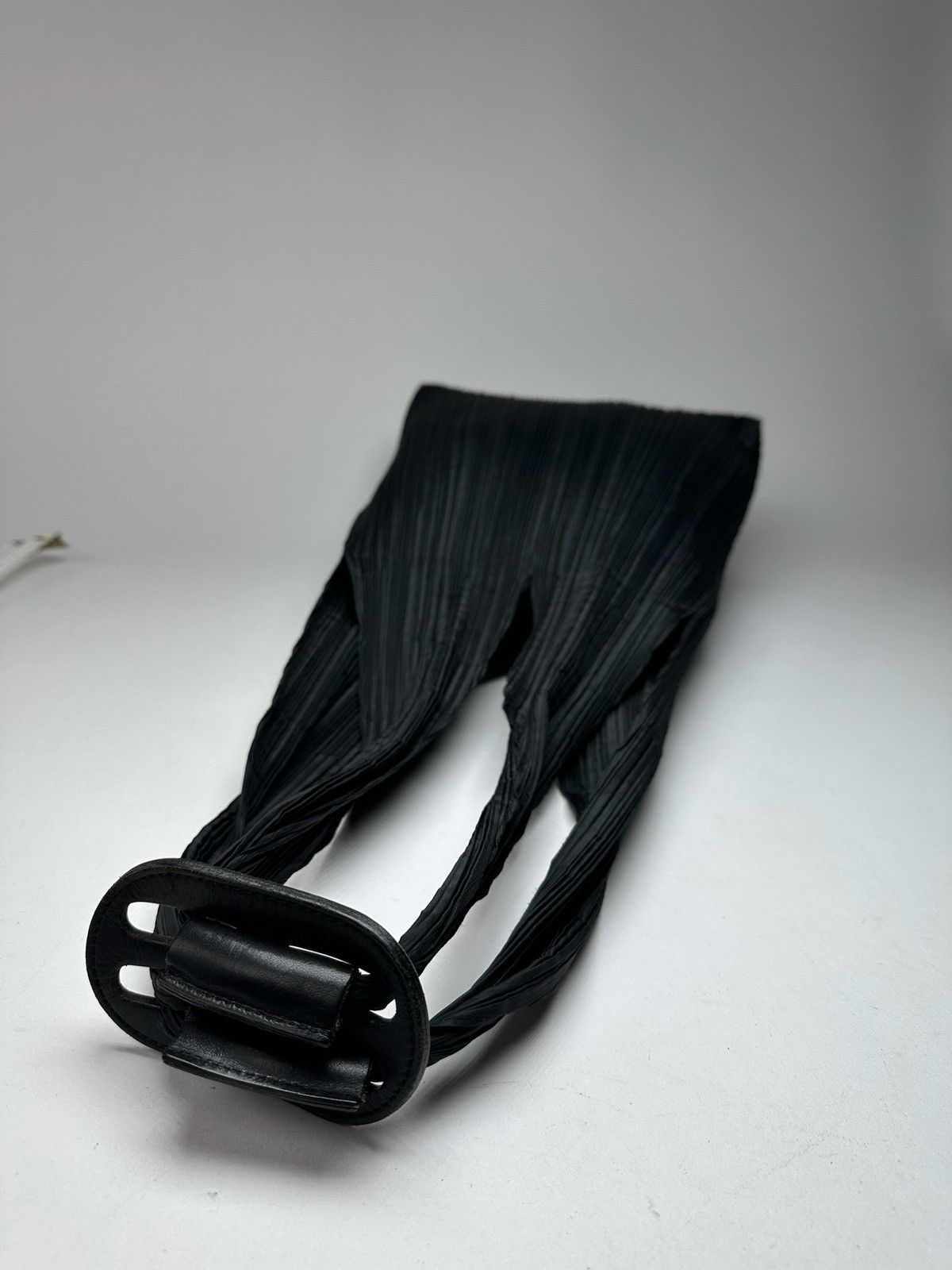Issey Miyake Vintage Issey Miyake Plissee Bag Black Size ONE SIZE - 8 Thumbnail
