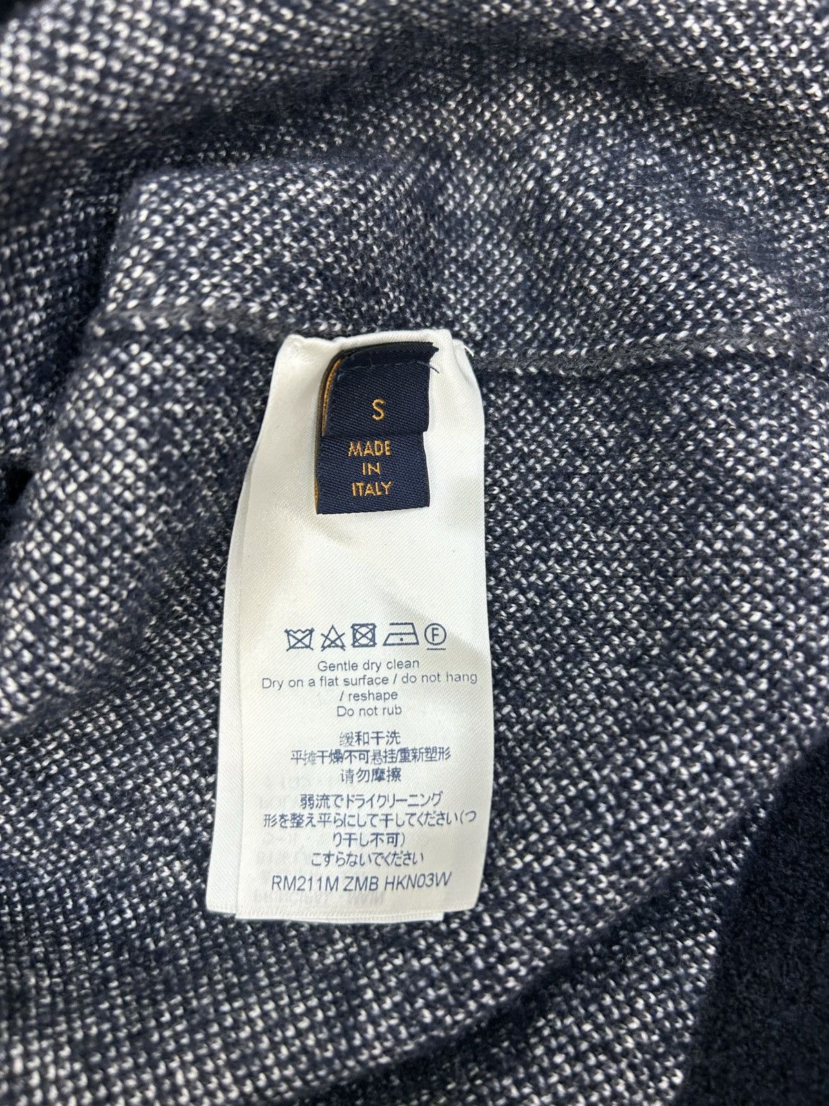 Louis Vuitton LOUIS VUITTON DISTRESSED FLOCK MONOGRAM LOGO - NAVY Size US S / EU 44-46 / 1 - 5 Thumbnail
