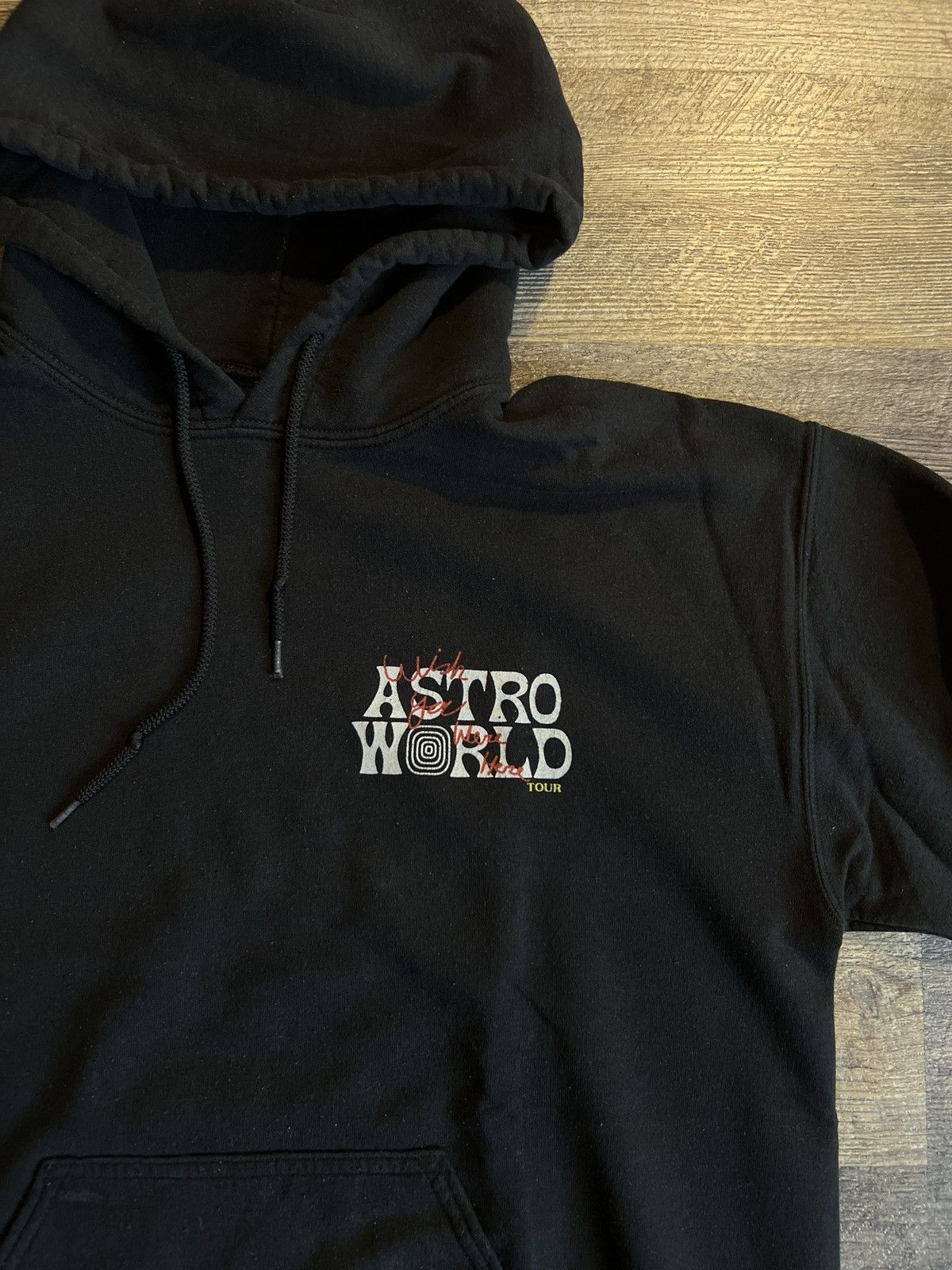 Travis Scott Travis Scott Astroworld Size US S / EU 44-46 / 1 - 3 Thumbnail