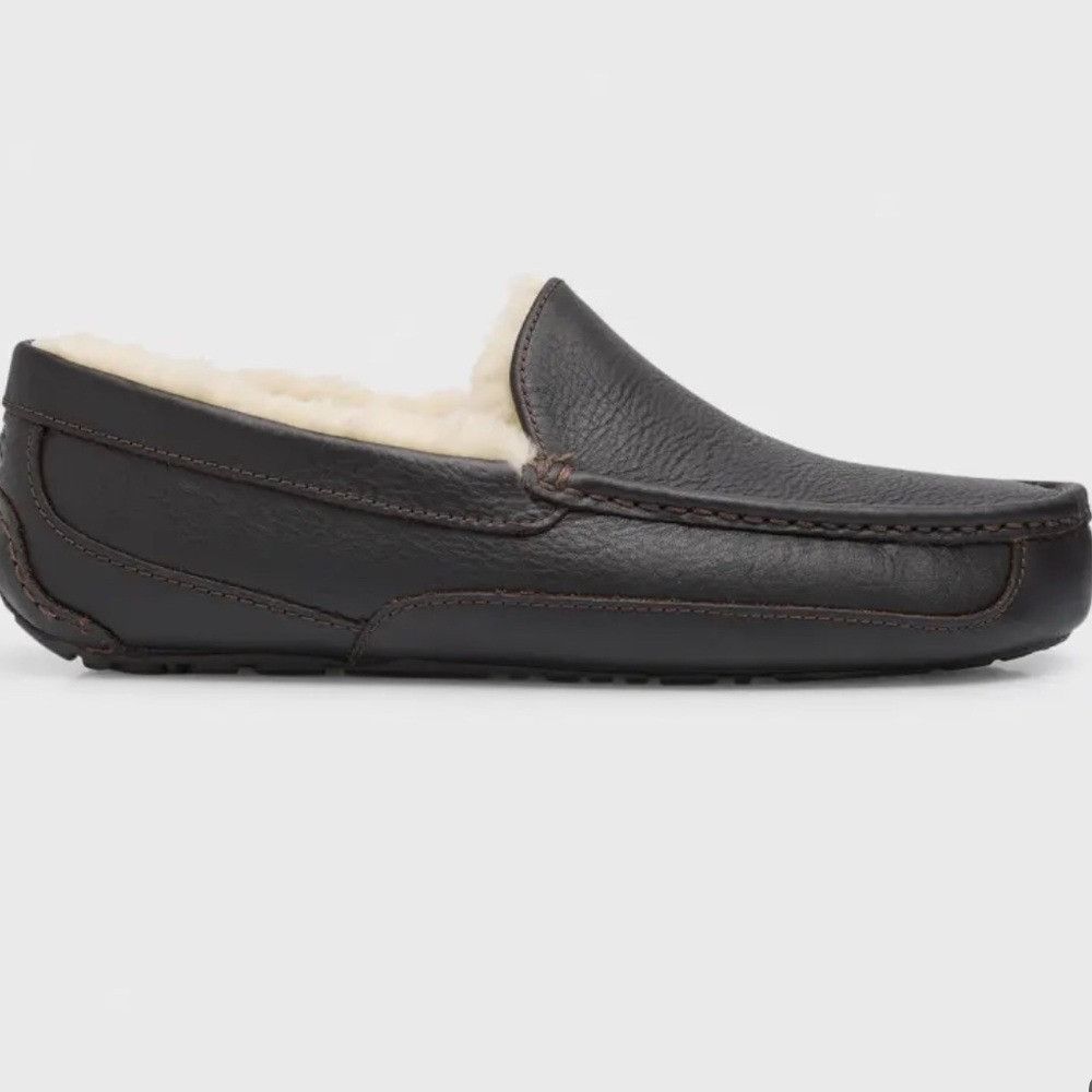 UGG Ascot Slipper Loafers Dark Brown Men's Size