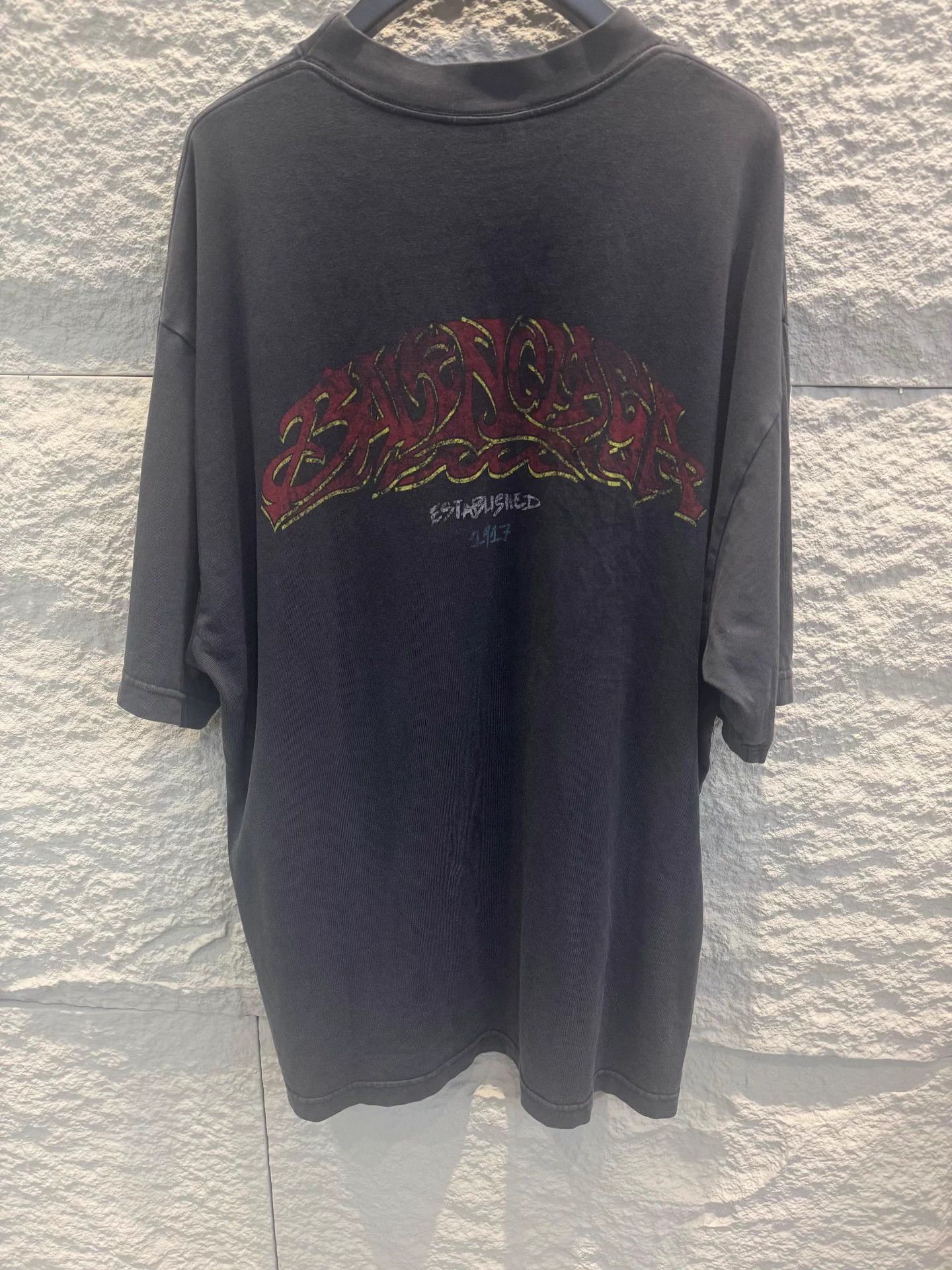 Balenciaga Balenciaga men's crewneck short-sleeve black tee L Size US L / EU 52-54 / 3 - 2 Thumbnail
