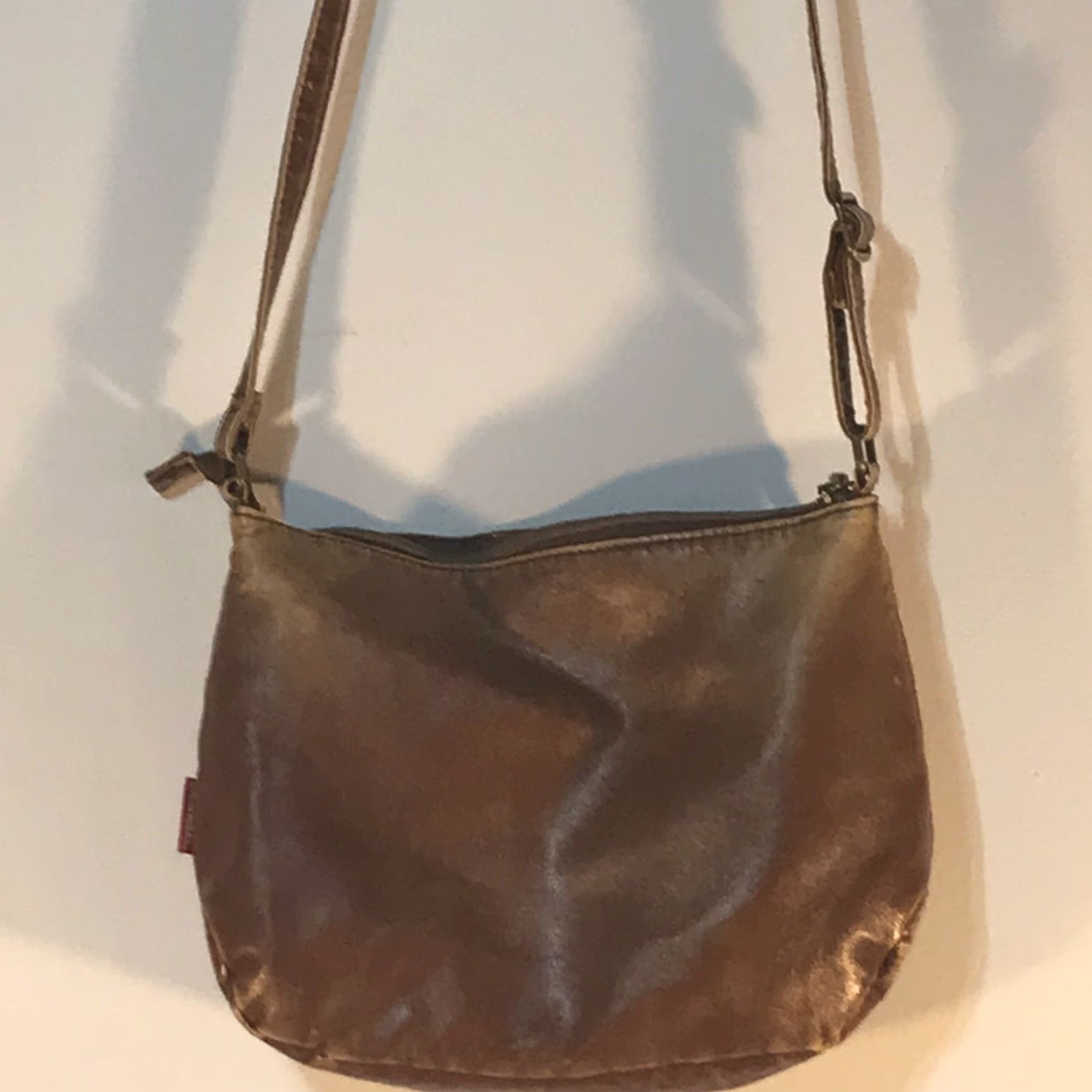Vintage Unionbay Women's Crossbody Bag - Medium Faux Leather, Golden Brown, Zip Closure, Adjustable Strap, Lightweight, Stylish, Rustic, 11.5x9.5 inches Size ONE SIZE - 3 Thumbnail