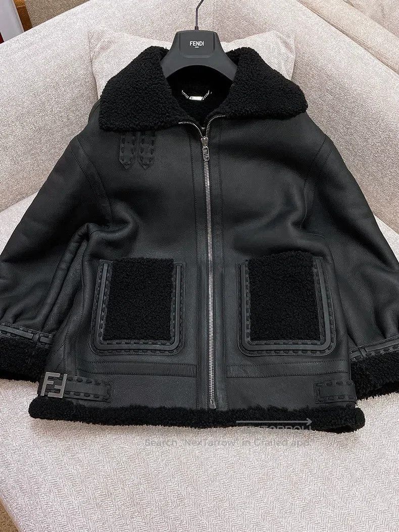 Fendi Fendi Black shearling leather jacket Size XS / US 0-2 / IT 36-38 - 1 Thumbnail