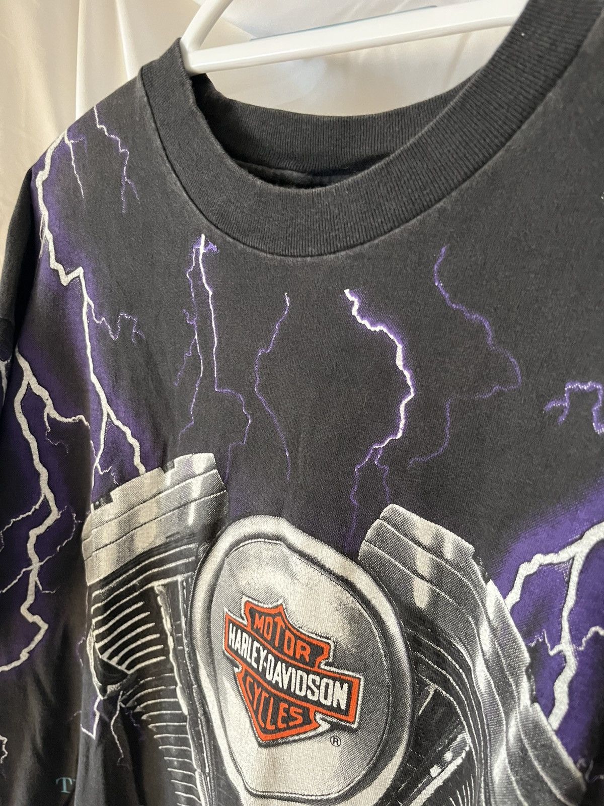 Harley Davidson Harley thunder and lightning Davidson purple vintage tshirt Size US XL / EU 56 / 4 - 5 Thumbnail