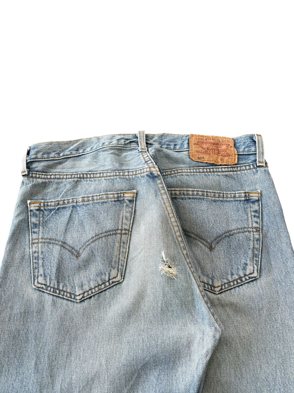 Levi's Vintage 90s Levis 501 Faded Wash Distressed Loose Jeans Size US 31 - 4 Thumbnail