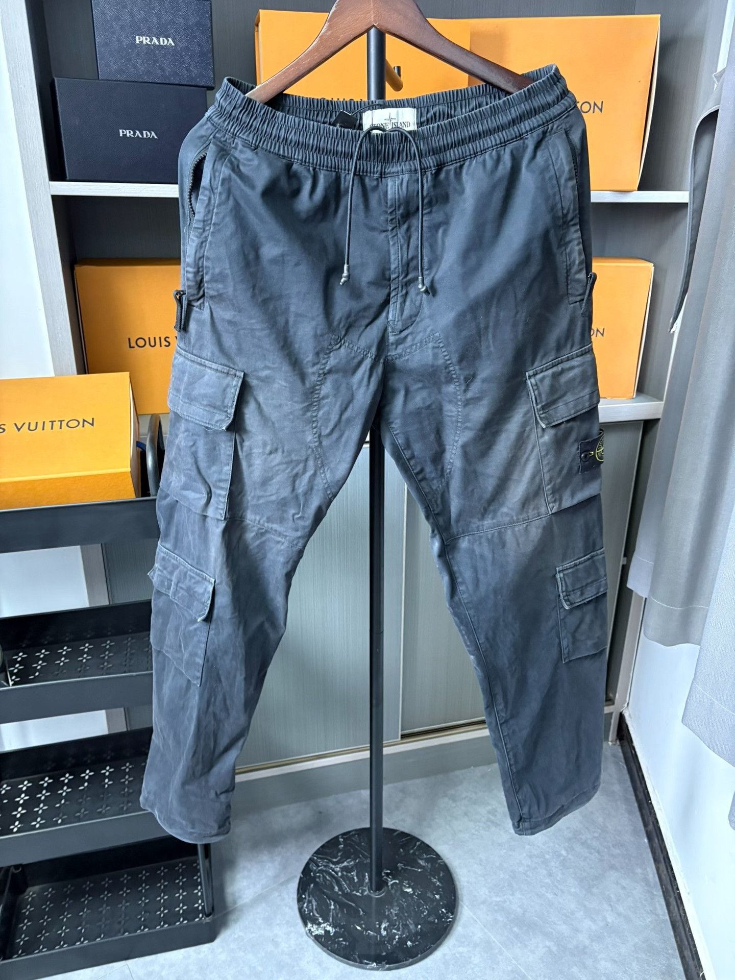 Stone Island Stone Island Cargo Black Casual Pants 31 Men Size US 31 - 1 Thumbnail