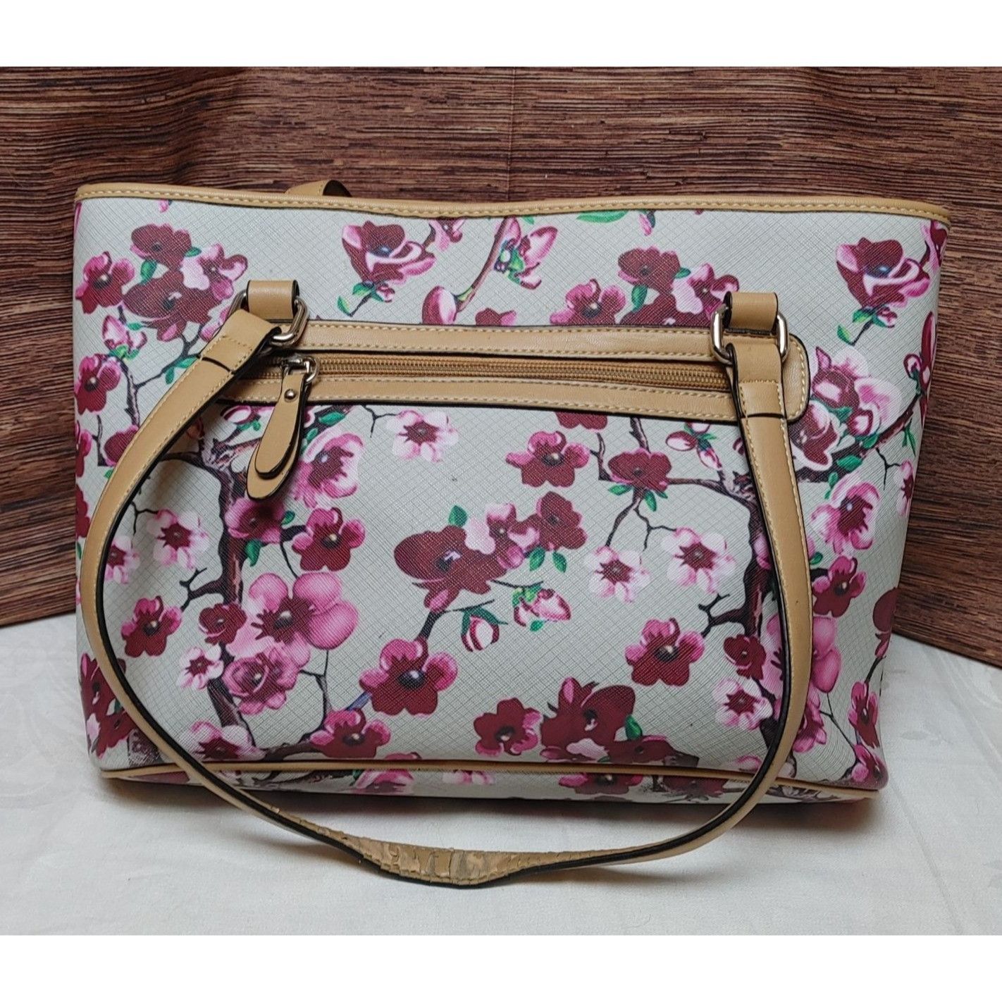 Other Gianibernini Women's Cherry Blossom Floral Handbag 3-Pocket Size ONE SIZE - 2 Thumbnail