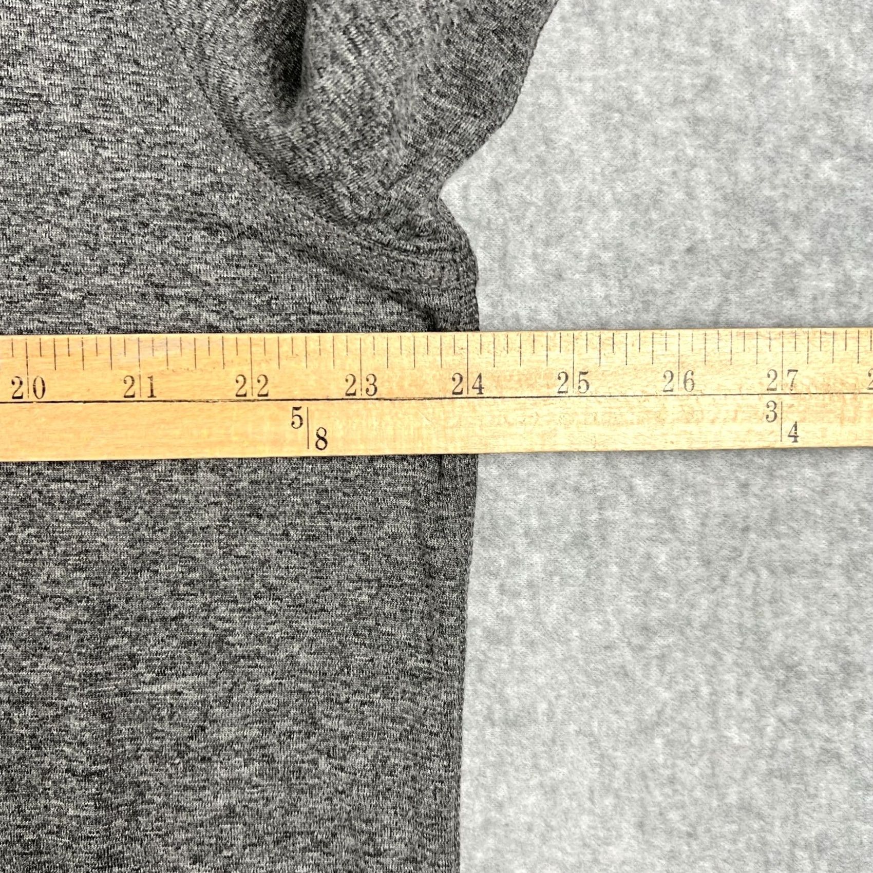 Vineyard Vines Vineyard Vines OTG On the Go Hoodie Performance Shirt Large Grey UPF Fishing Size US L / EU 52-54 / 3 - 4 Thumbnail