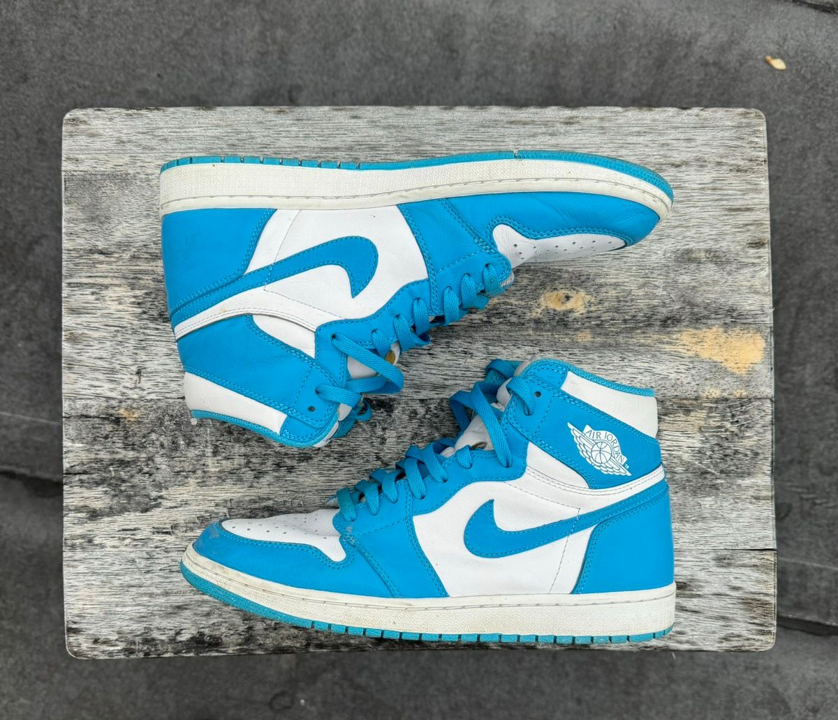 Pre-owned Jordan Brand 2015 Nike Air Jordan 1 Retro High Og Unc Size 11 Shoes In Blue