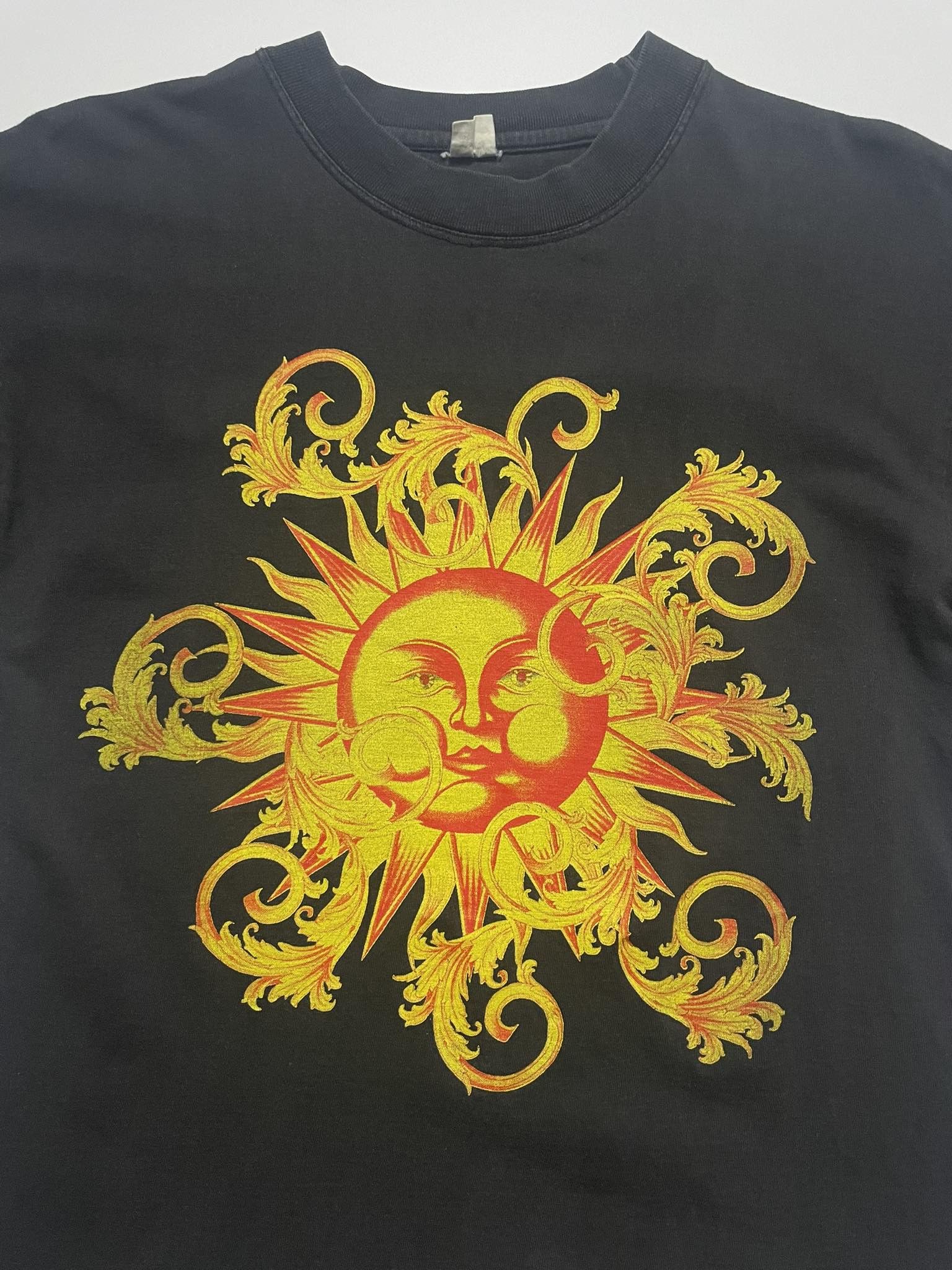 Versace × Vintage Vintage Gianni Versace Sun Shirt Size US M / EU 48-50 / 2 - 2 Thumbnail