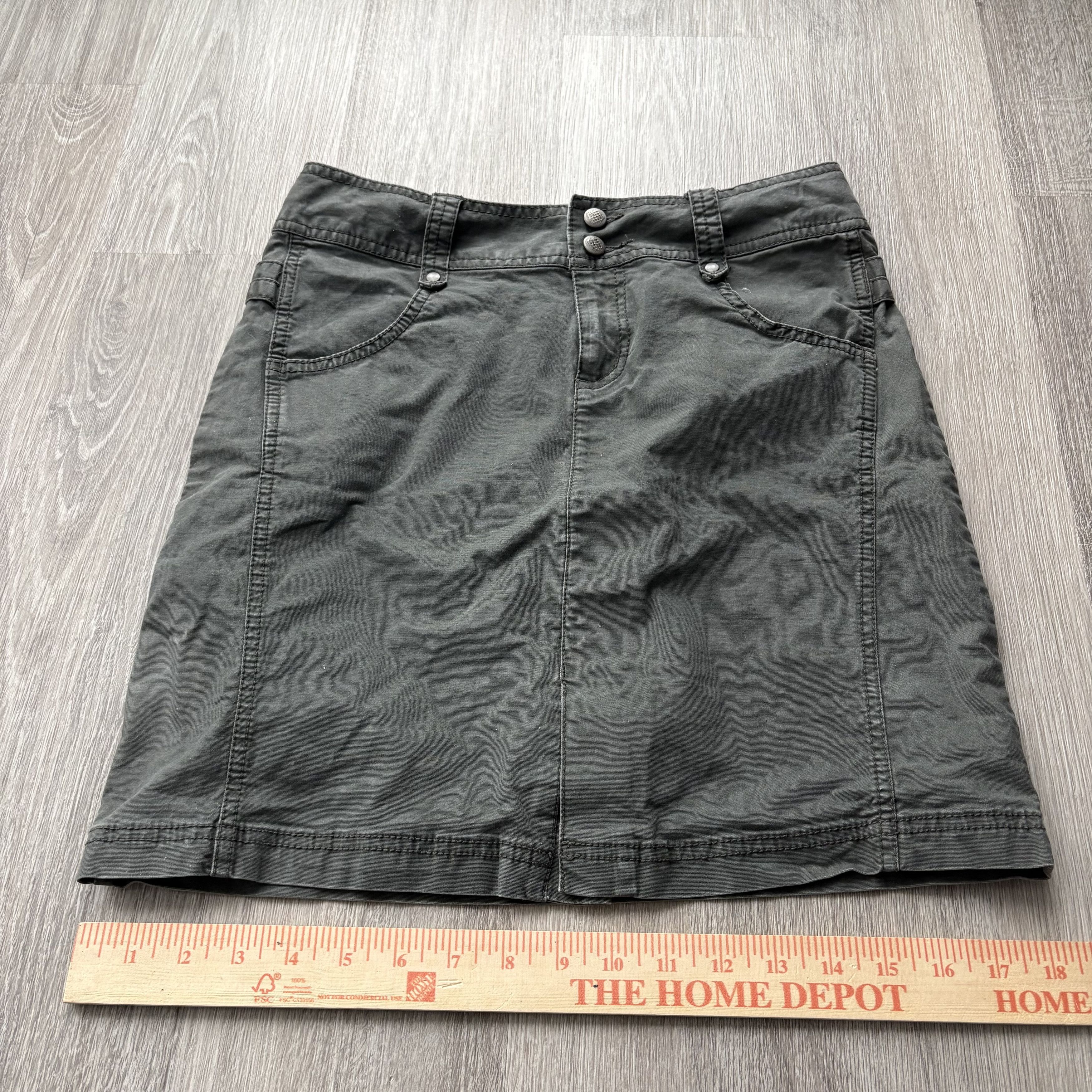 Columbia Columbia Sportswear Utility Gorpcore Mini Skirt Green 4 Size 27" / US 4 / IT 40 - 4 Thumbnail