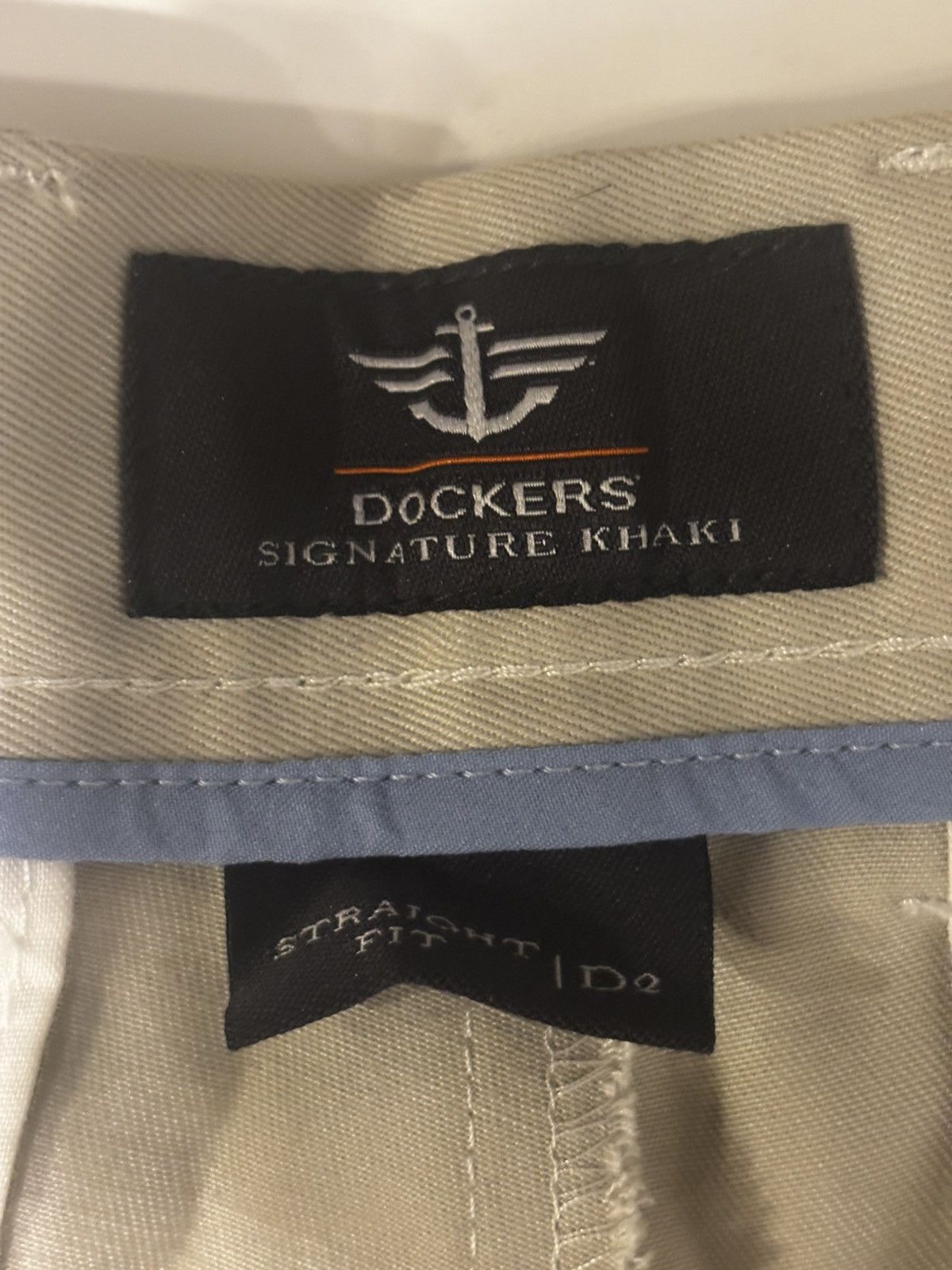 Dockers Men’s beige Chino Pants.mp3430 Size US 34 / EU 50 - 10 Thumbnail