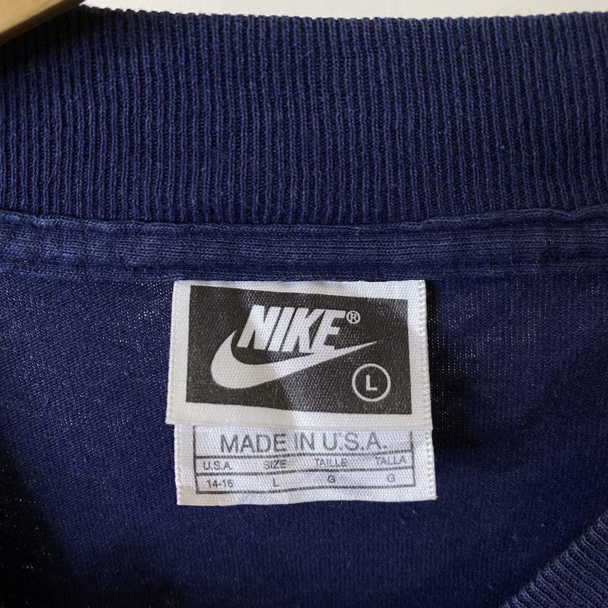 Nike Vintage 90s Nike Team x Notre Dame University LS Tshirt Size US S / EU 44-46 / 1 - 3 Thumbnail
