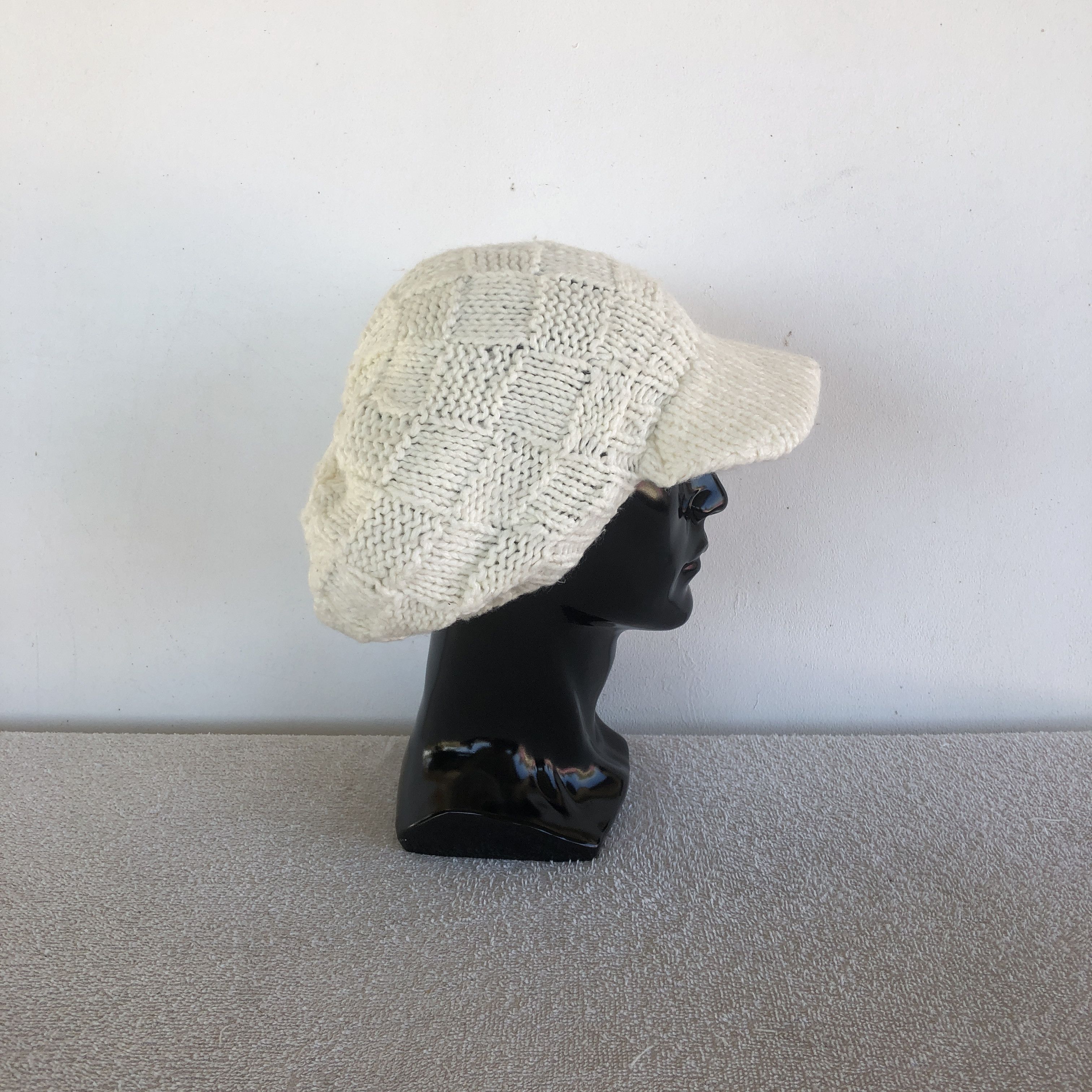 Japanese Brand Vintage Chubby Pucks Knitted Hats Beanie Snow Caps Size ONE SIZE - 3 Thumbnail
