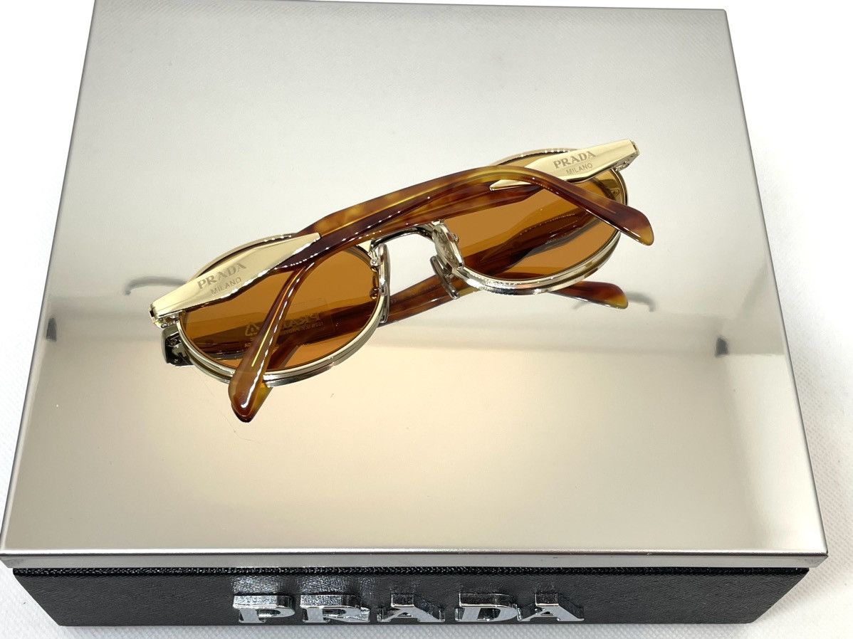 Prada Prada Symbole sunglasses SPR 65ZS ZVN02Z 55. New Collection Size ONE SIZE - 10 Thumbnail