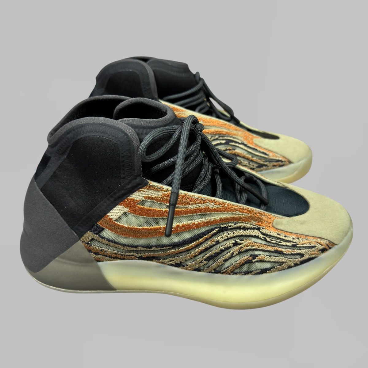 Yeezy YEEZY QNTM FLAORA HIGH OG NEW SIZE 44 Size US 10 / EU 43 - 4 Thumbnail