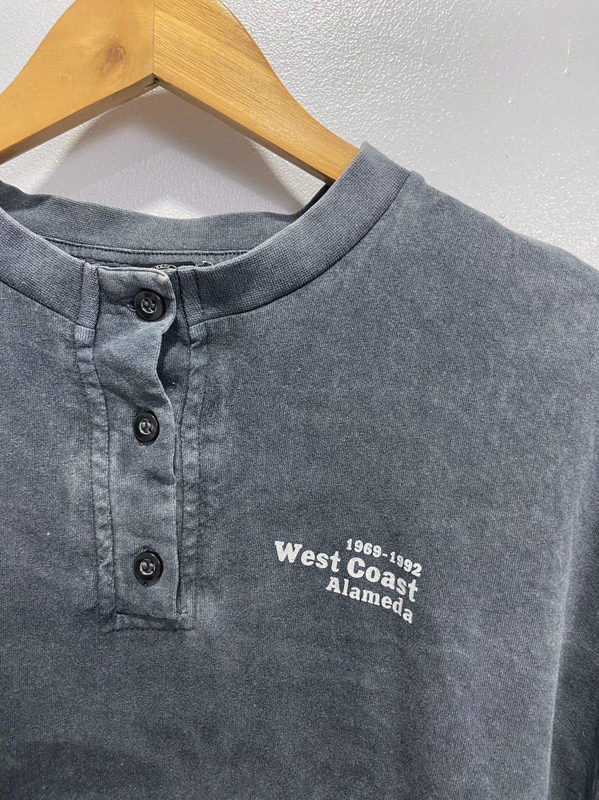 Urban Outfitters × Vintage Vintage West Coast Alameda crop long sleeve Size L / US 10 / IT 46 - 5 Thumbnail