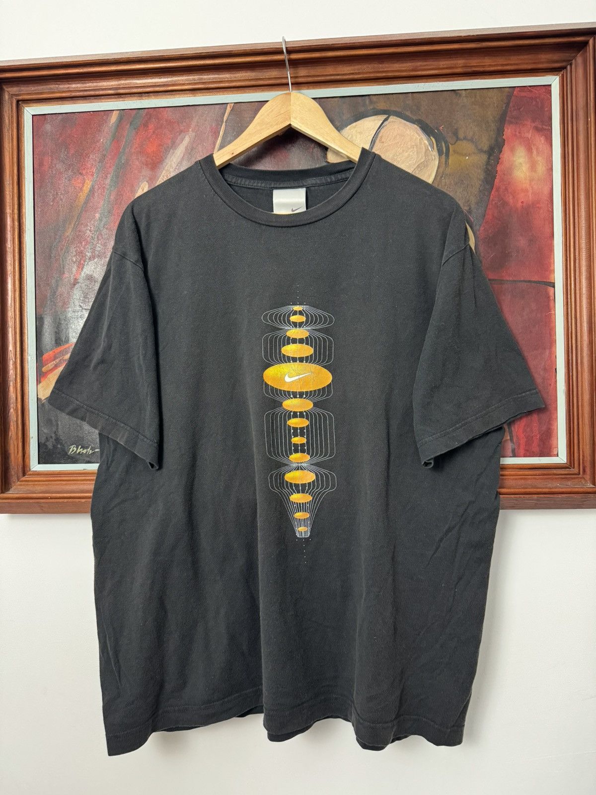 Nike Vintage Rare Nike Center Swoosh Tee Washed Black 90s Hype Size US L / EU 52-54 / 3 - 1 Thumbnail