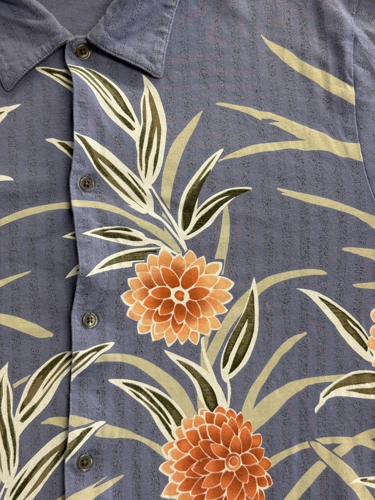 Designer Geoffrey Beene Mens Button Up Hawaiian Flower Purple Fade L Size US L / EU 52-54 / 3 - 4 Thumbnail
