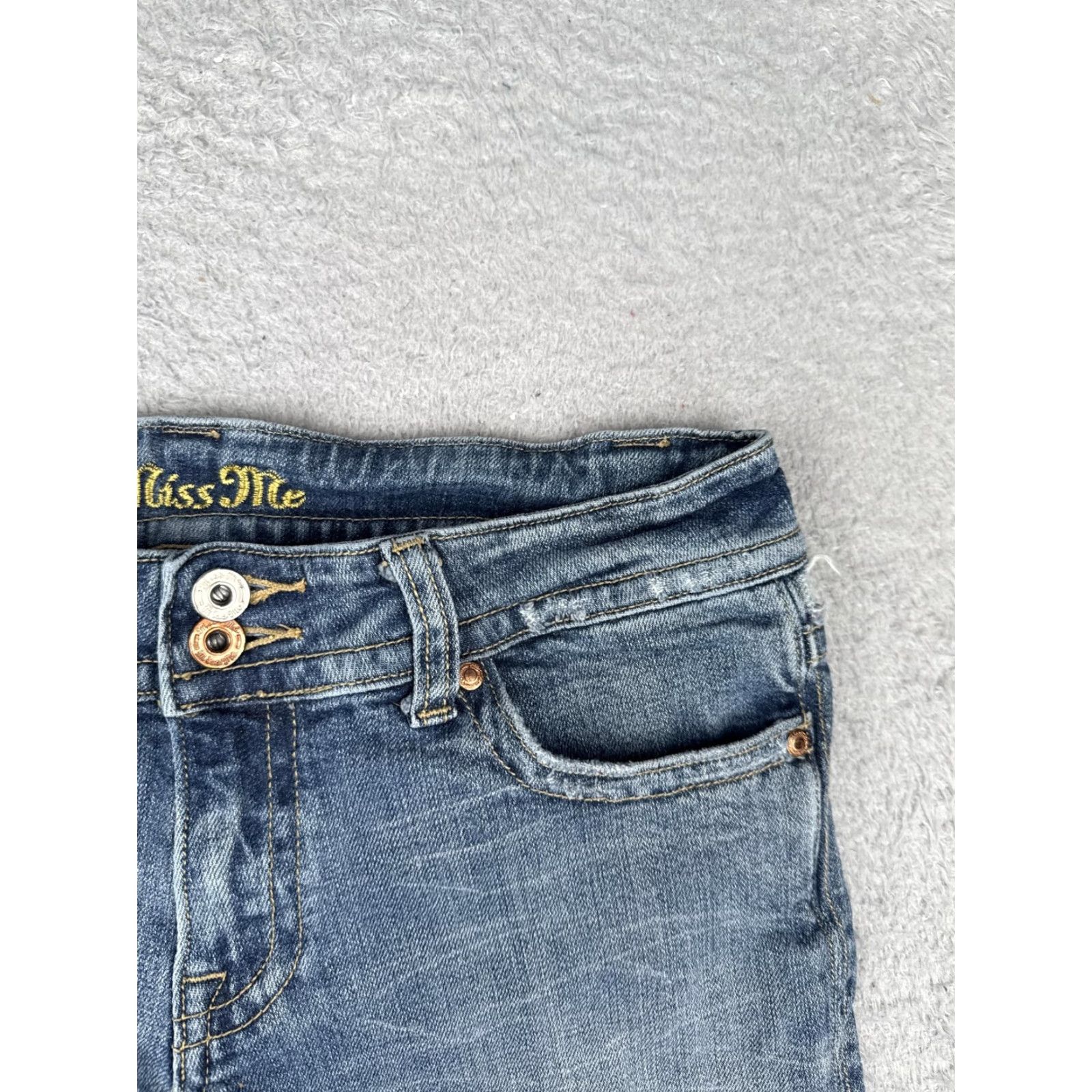 Miss Me Miss Me Shorts Womens Blue Denim Distressed Cut-Off Frayed Camo Embellished 29 Regular Pockets 5-Pocket Logo Hardware Embroidery Low Rise Inseam 3in Size 29" - 5 Thumbnail