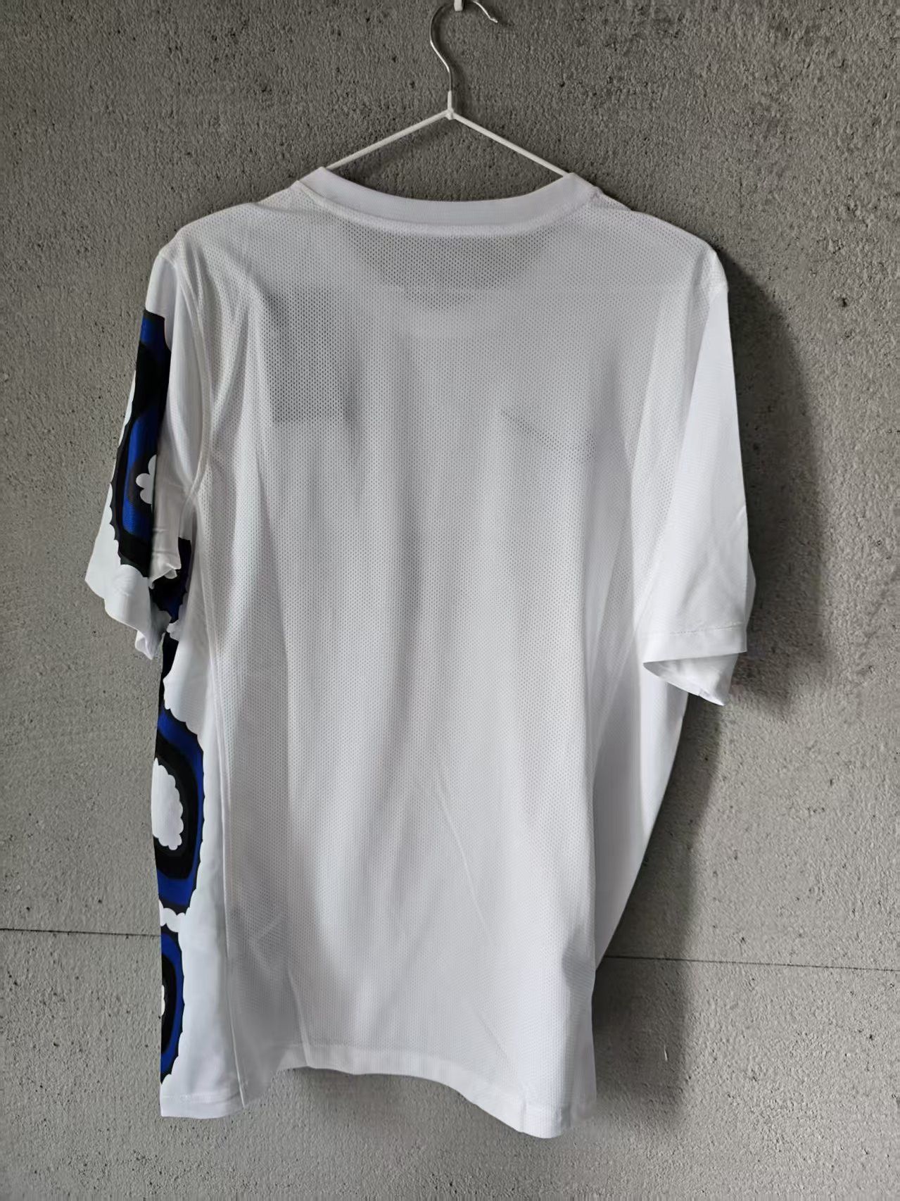 Other 2010 2011 Inter Milan Jersey White Size US XL / EU 56 / 4 - 5 Thumbnail