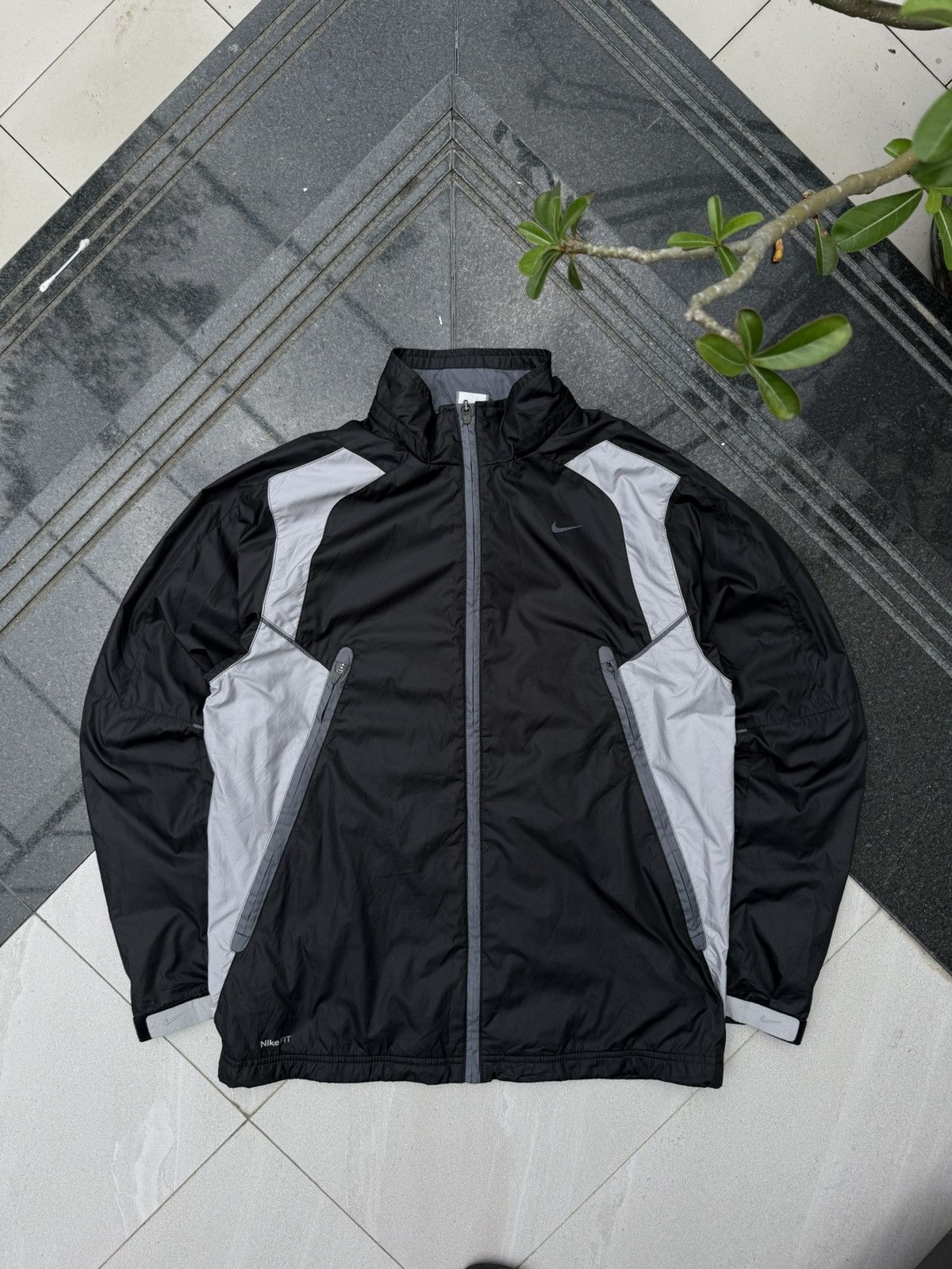 Nike 90’s NIKE RARE SWOOSH LOGO Y2K VINTAGE ZIP RETRONYLKN JACKET Size US M / EU 48-50 / 2 - 2 Thumbnail