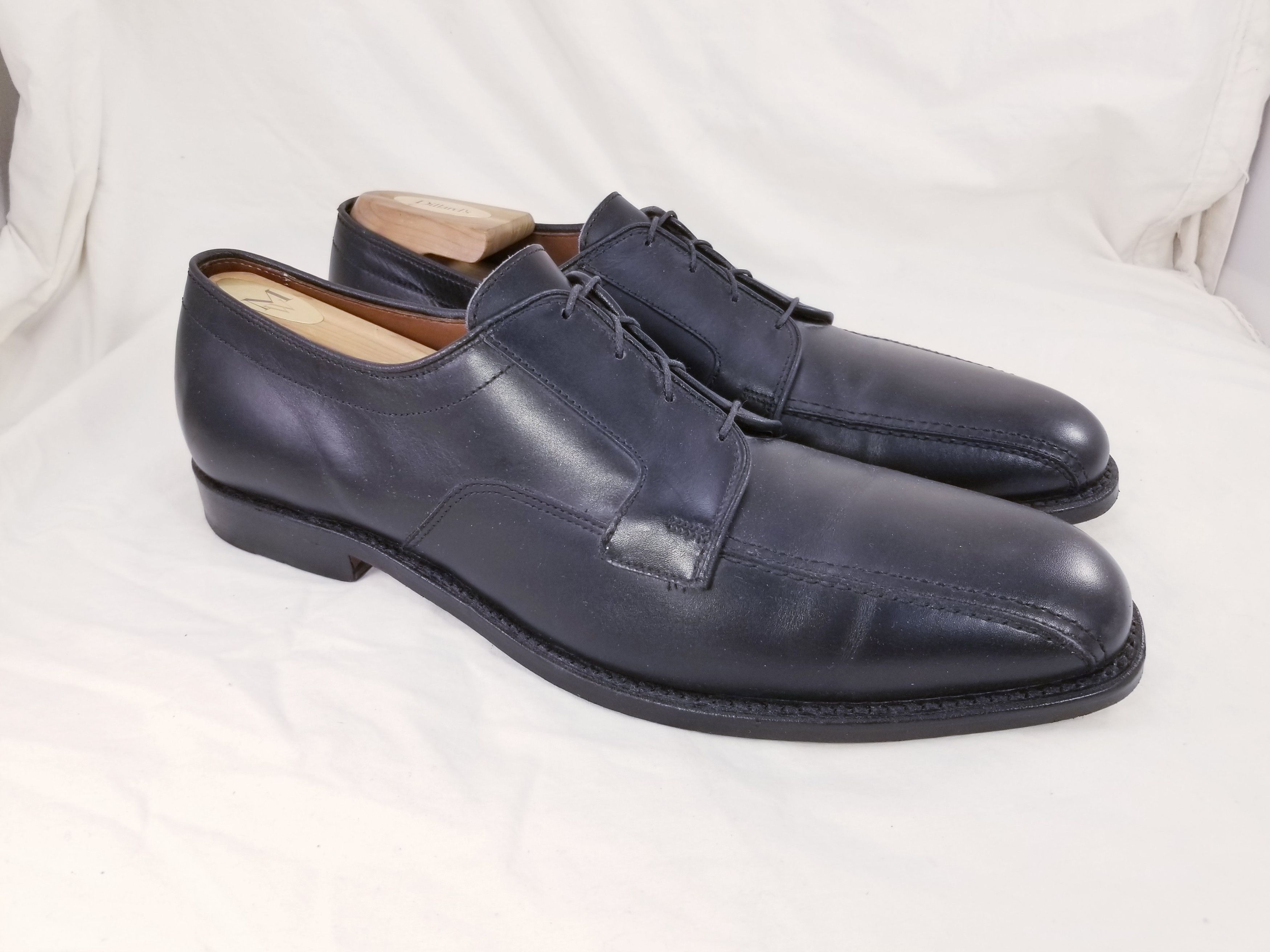 Allen Edmonds SAGAMORE OXFORDS Size US 12 / EU 45 - 2 Thumbnail