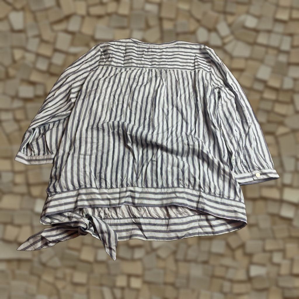 Nautica Nautica Jean Co. Wrap Blouse Shirt Womens Large Blue Green Striped 3/4 Sleeve Tie Hem Vintage No (adjust if vintage) Size L / US 10 / IT 46 - 1 Thumbnail