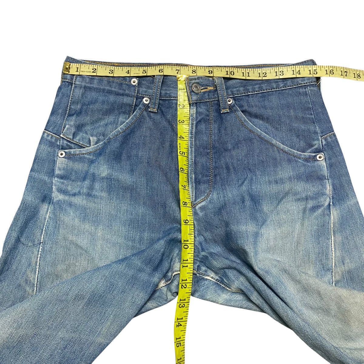Levi's Vintage Levis Engineered Distressed Jeans Size US 30 / EU 46 - 15 Thumbnail