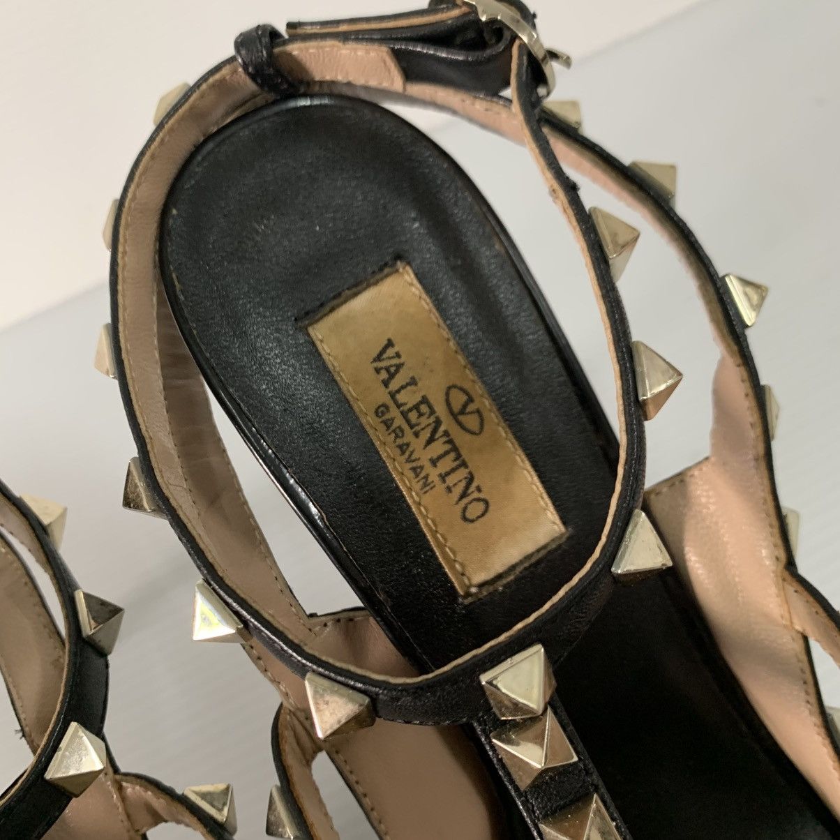 Valentino Valentino Garavani Spike Black Heels Size US 7 / IT 37 - 8 Thumbnail