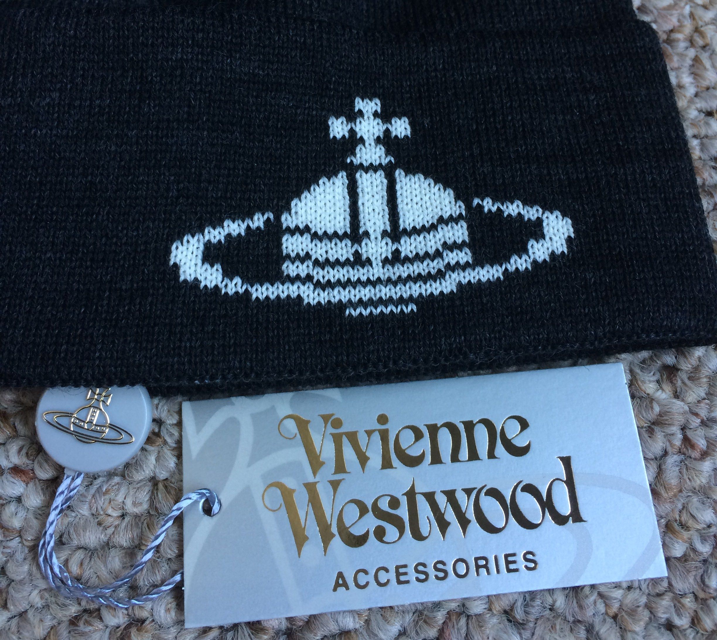 Vivienne Westwood NEW Vivienne Westwood Orb Beanie Size ONE SIZE - 2 Thumbnail
