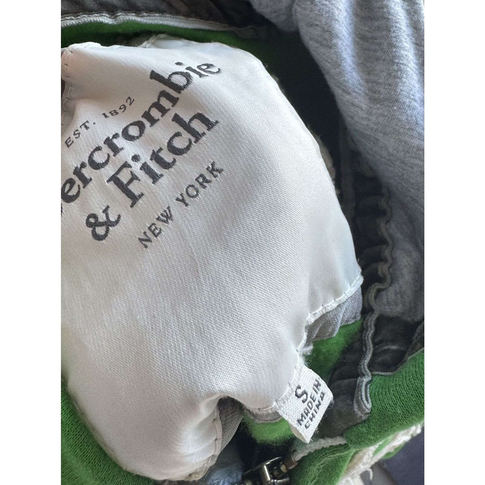 Abercrombie & Fitch Y2K Abercrombie & Fitch Fur If6wa9 Lgb style zip hoodie Size S / US 4 / IT 40 - 4 Thumbnail