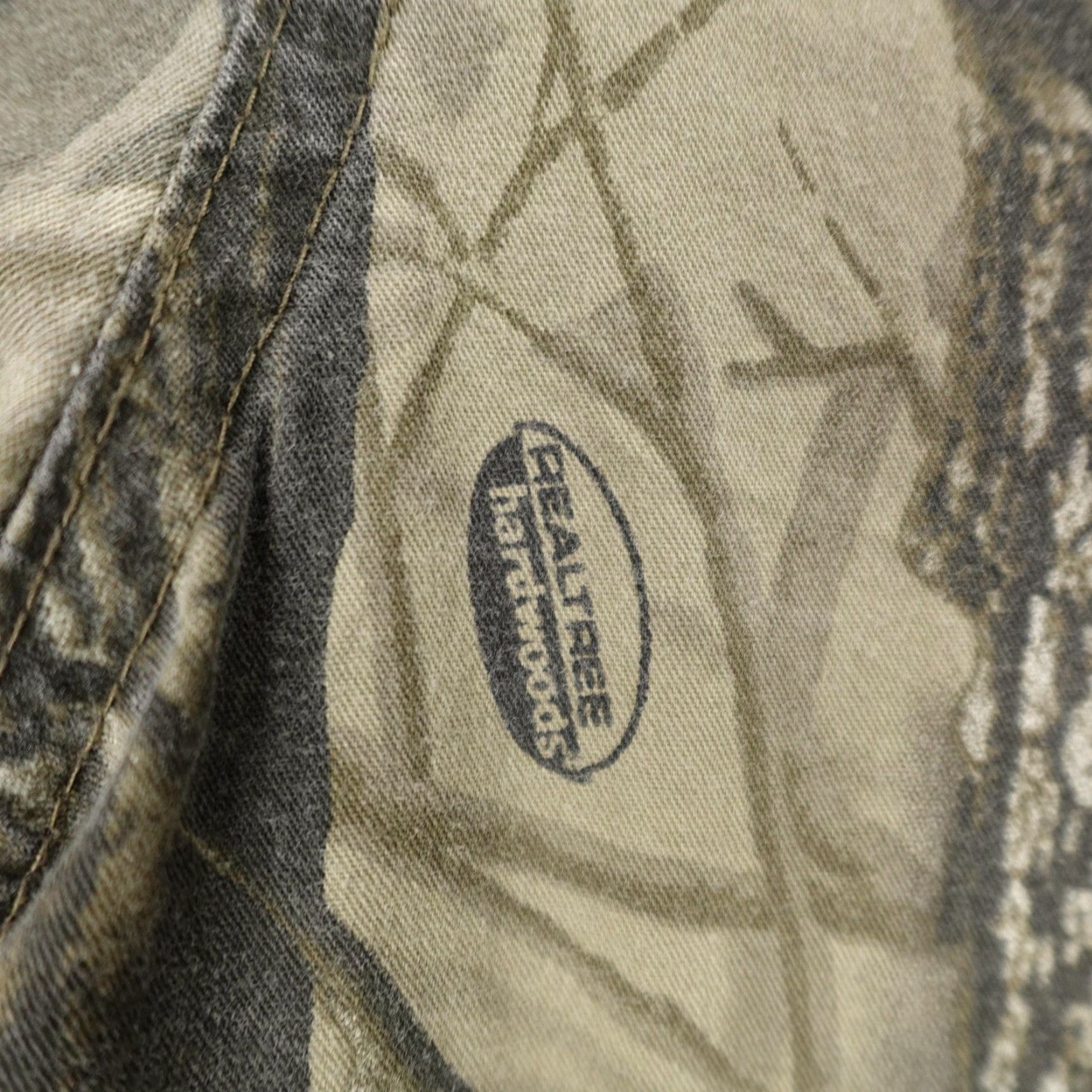 Realtree Remington Shirt Mens 2XL Brown Camo Realtree Hardwoods Button Up Hunting Outdoor Size US XXL / EU 58 / 5 - 4 Thumbnail