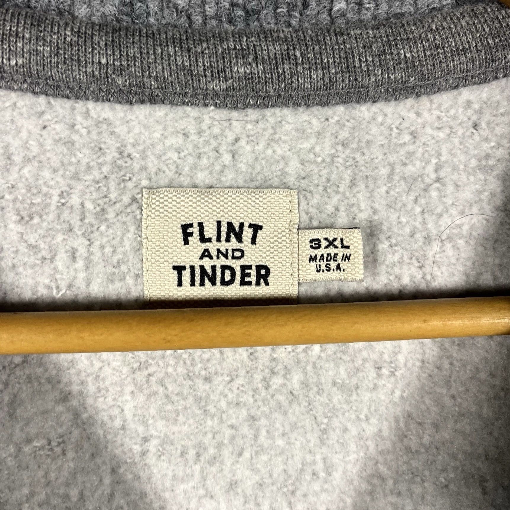 Flint And Tinder Flint and Tinder Sweatshirt Mens 3XL Raglan Crewneck Fleece Heather Gray Pullover Lined Size US XXL / EU 58 / 5 - 2 Thumbnail