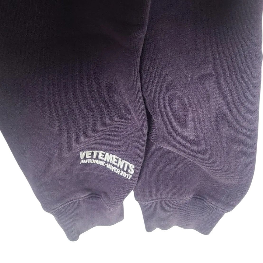 Vetements Vetements Unskinny Sweatshirt Size US L / EU 52-54 / 3 - 3 Thumbnail