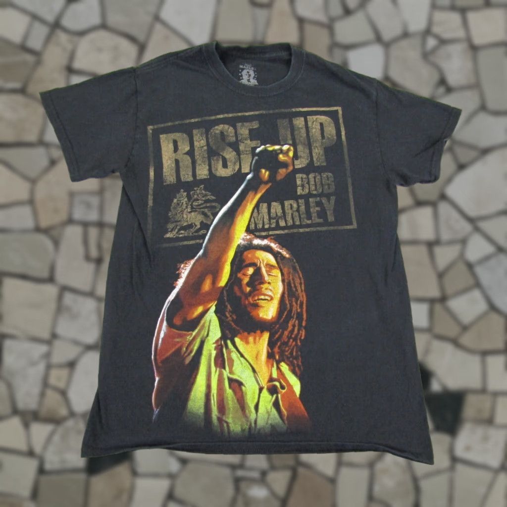 Vintage VINTAGE Bob Marley Shirt Mens Small Black Rise Up Jamaica Roots Reggae Rasta T-Shirt Size US S / EU 44-46 / 1 - 1 Thumbnail