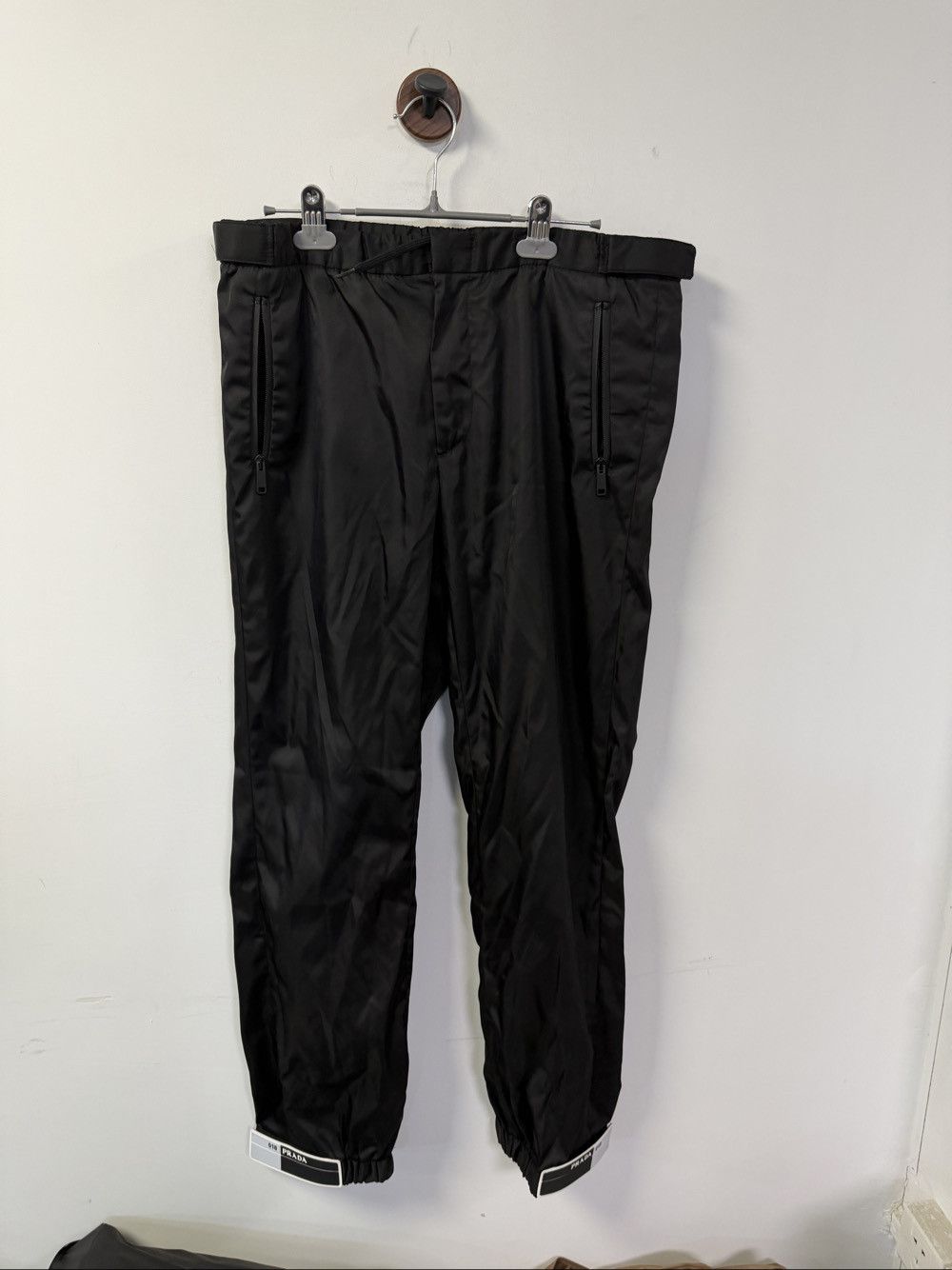 Prada Prada Nylon Jogger Pants Size 32 Size US 32 / EU 48 - 1 Thumbnail