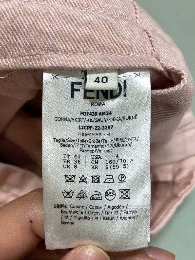 Fendi Fendi Pink Logo Denim Skirt Size 24" / US 00 / IT 34 - 4 Thumbnail