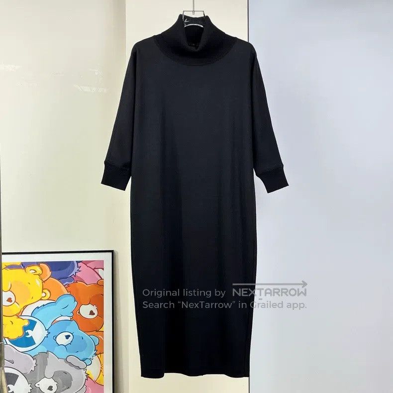 Max Mara Max Mara Black high-necked dress Size XS / US 0-2 / IT 36-38 - 1 Thumbnail