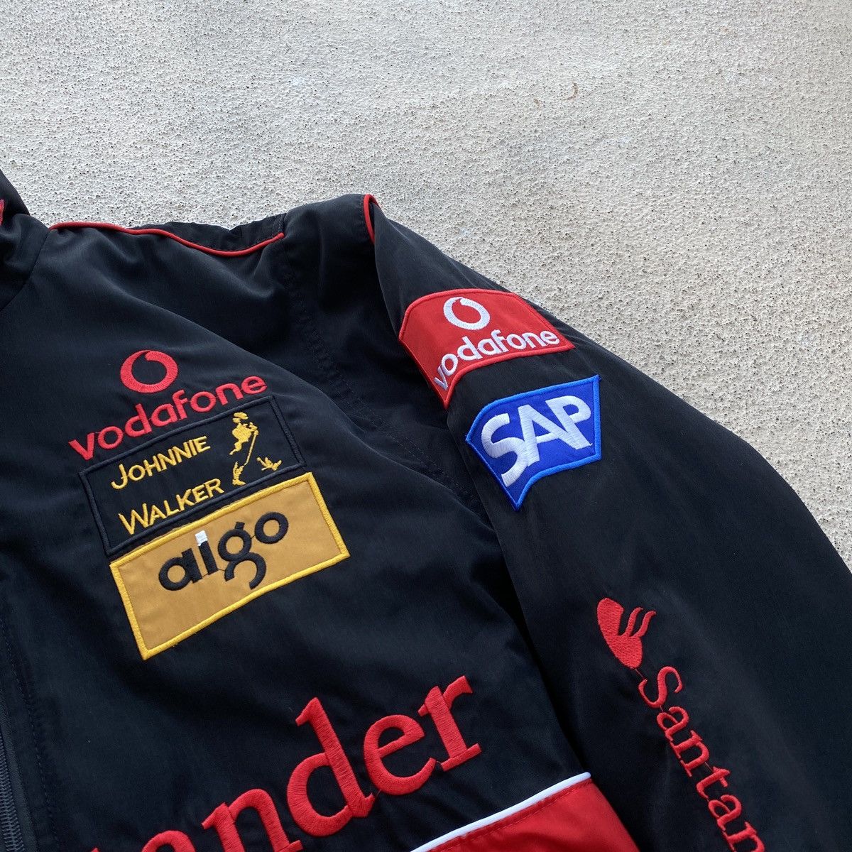 Ferrari McLaren Mercedes-Benz Santander Formula 1 Racing Jacket Size US XL / EU 56 / 4 - 6 Thumbnail