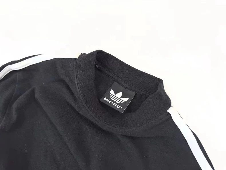 Other Balenciaga Slim fit black striped long sleeve black Size US S / EU 44-46 / 1 - 3 Thumbnail