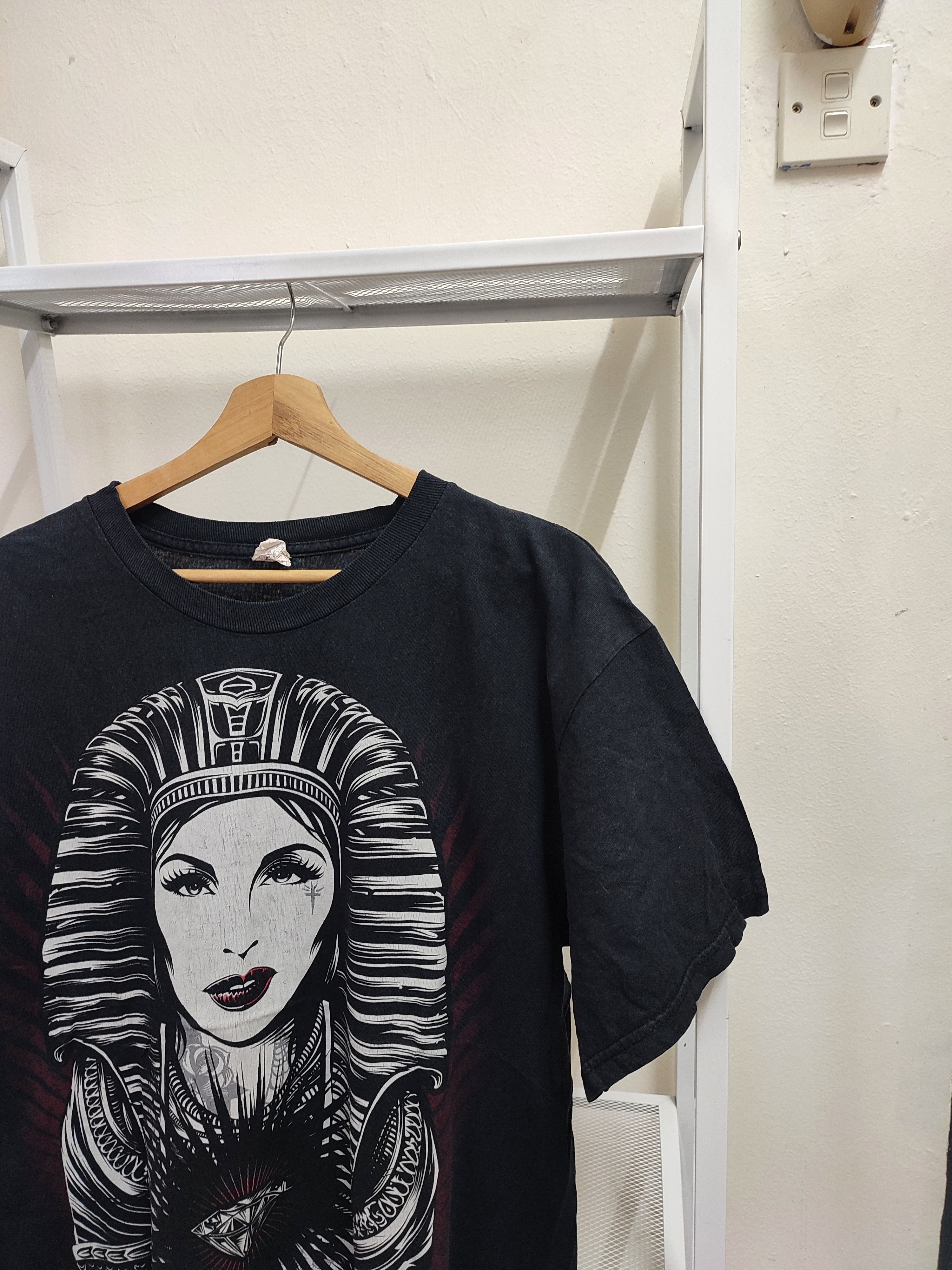 Alstyle Vintage Egyptian Goth Girl Tees Size US L / EU 52-54 / 3 - 4 Thumbnail