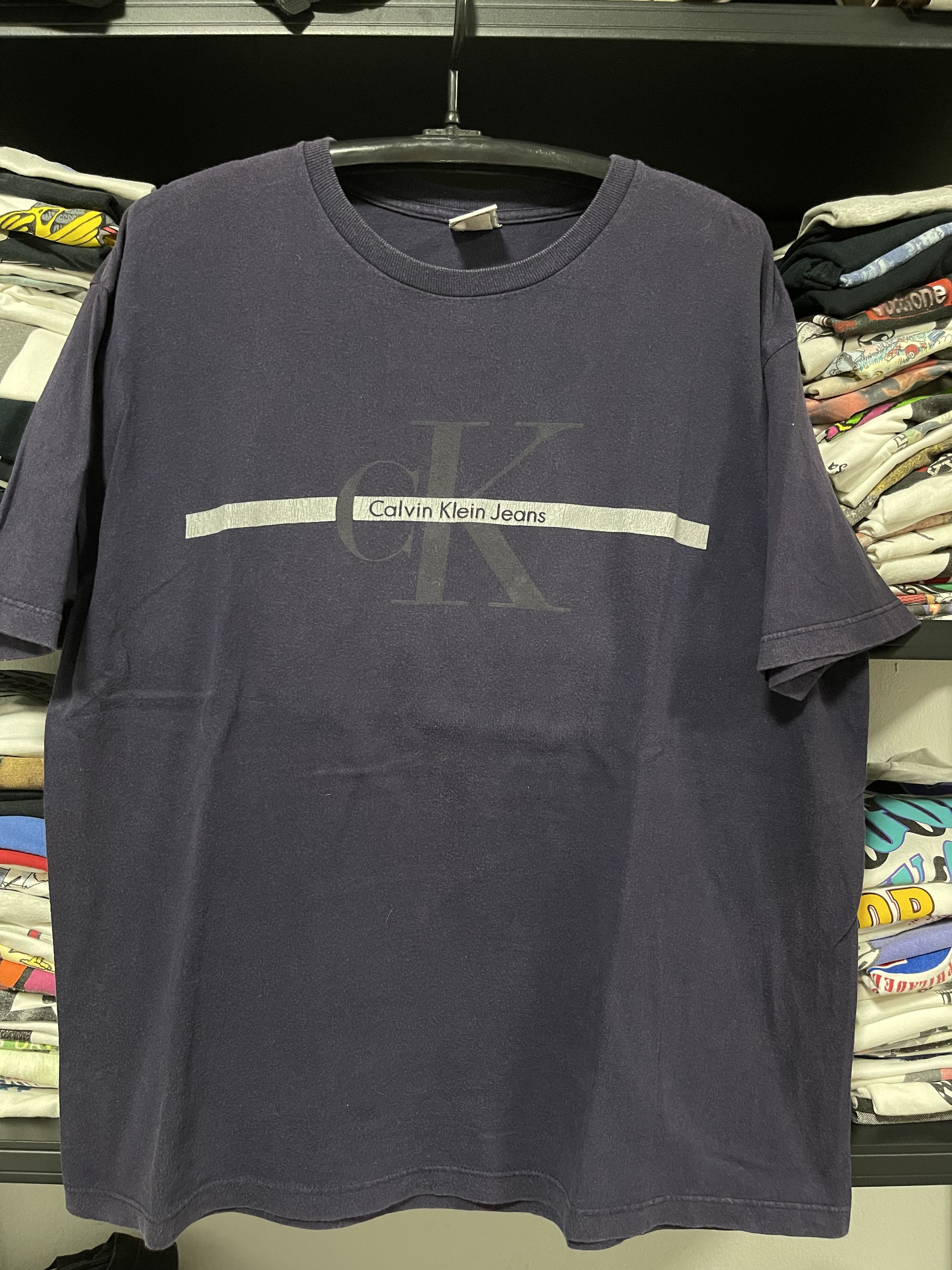 Calvin Klein × Vintage 90'S Calvin Klein logo Tee L made in USA Size US L / EU 52-54 / 3 - 1 Thumbnail