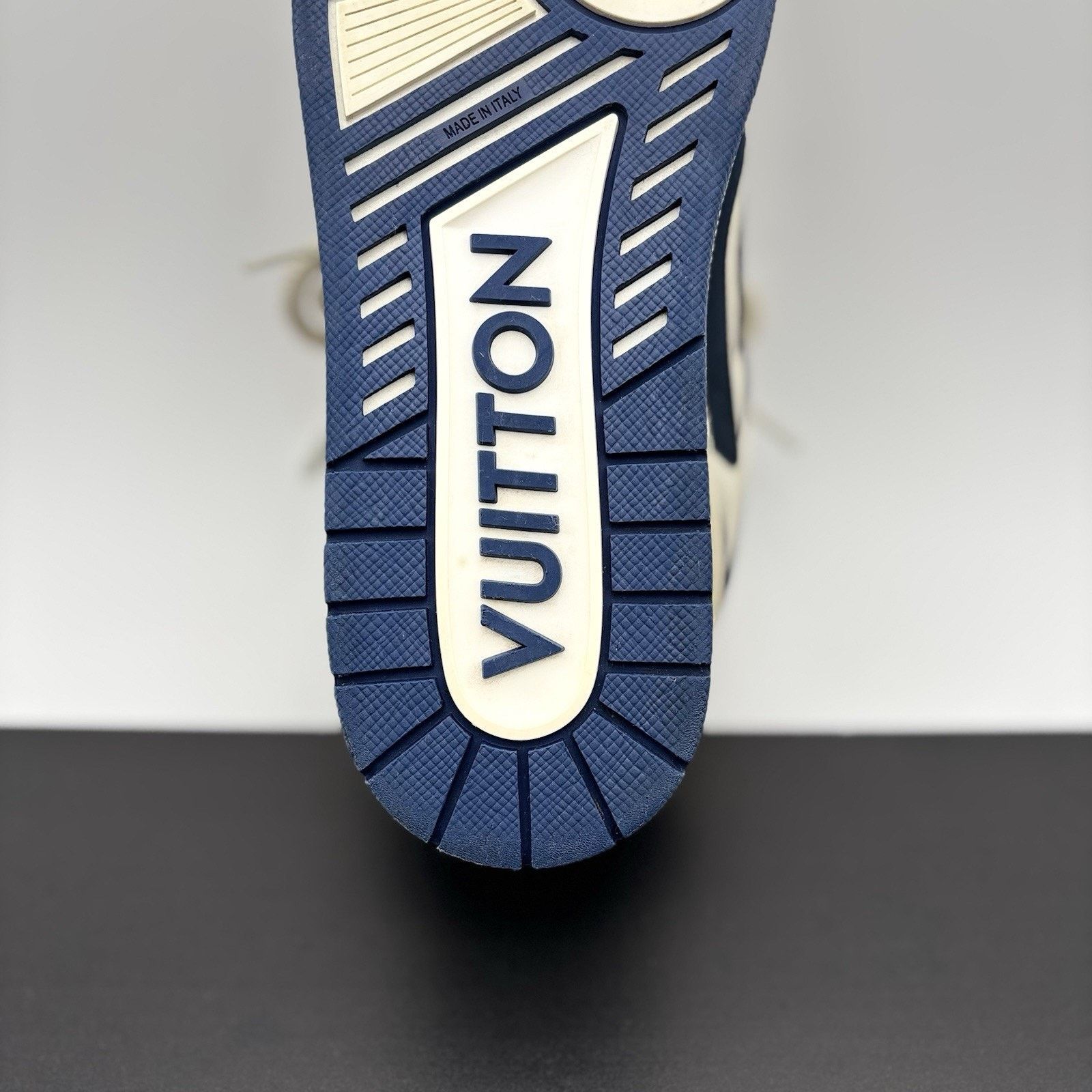 Louis Vuitton Louis Vuitton Skate ' Marine ' | GREAT CONDITION! Size US 9.5 / EU 42-43 - 9 Thumbnail