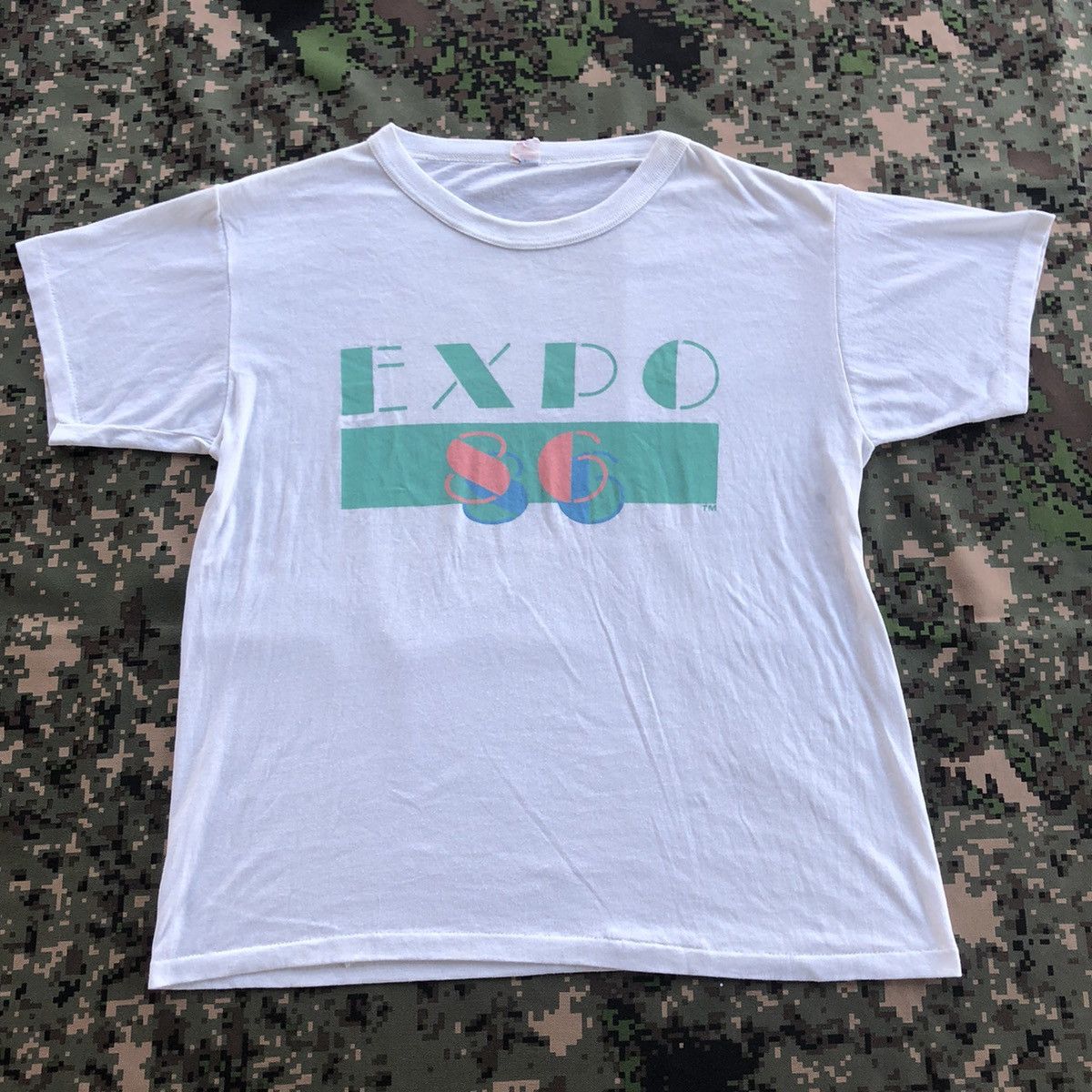 Vintage Vtg 80s Expo 86 Tshirt Size US L / EU 52-54 / 3 - 2 Thumbnail